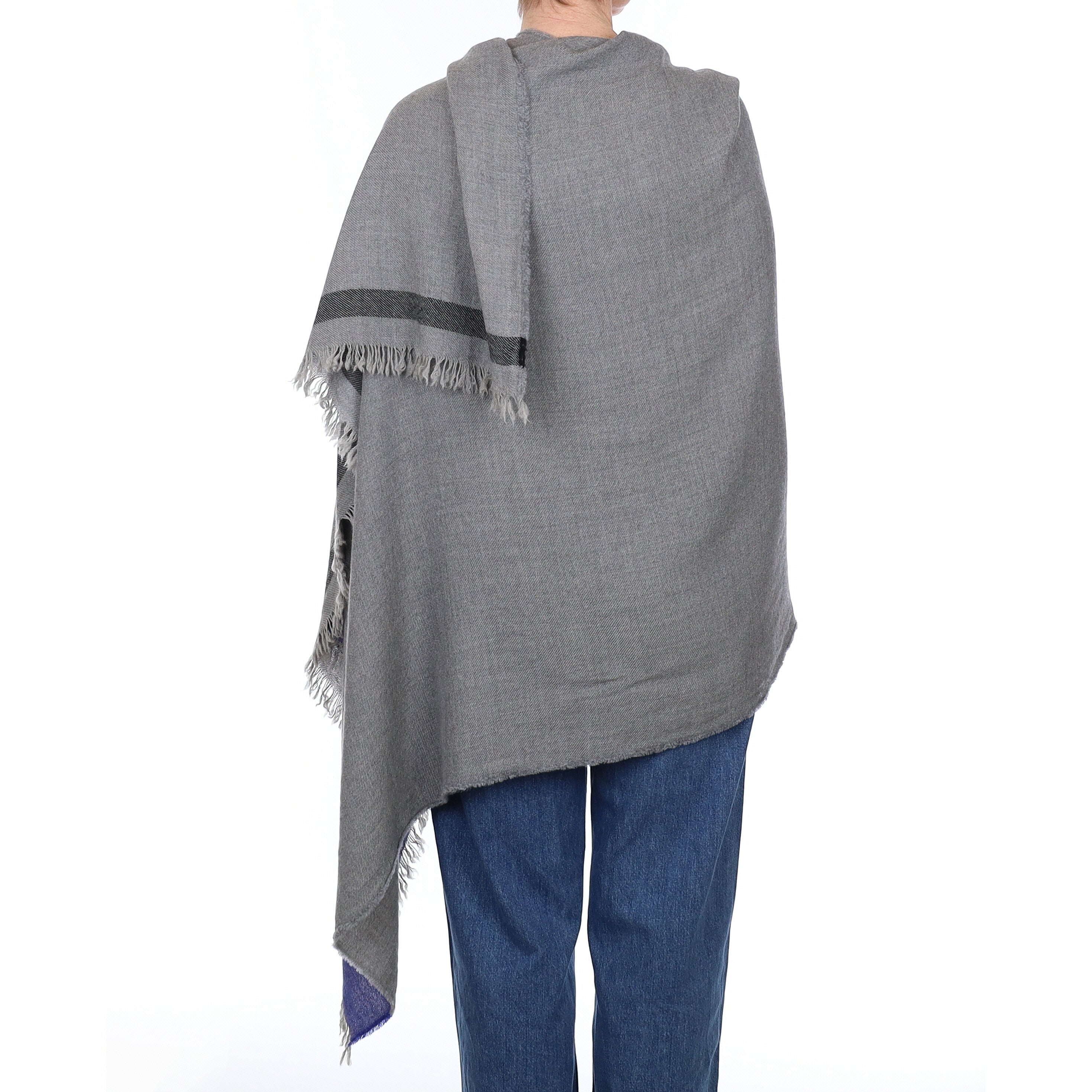 Brand New Scottish Alex Begg Ash Grey and Cobalt Cashmere Wrap