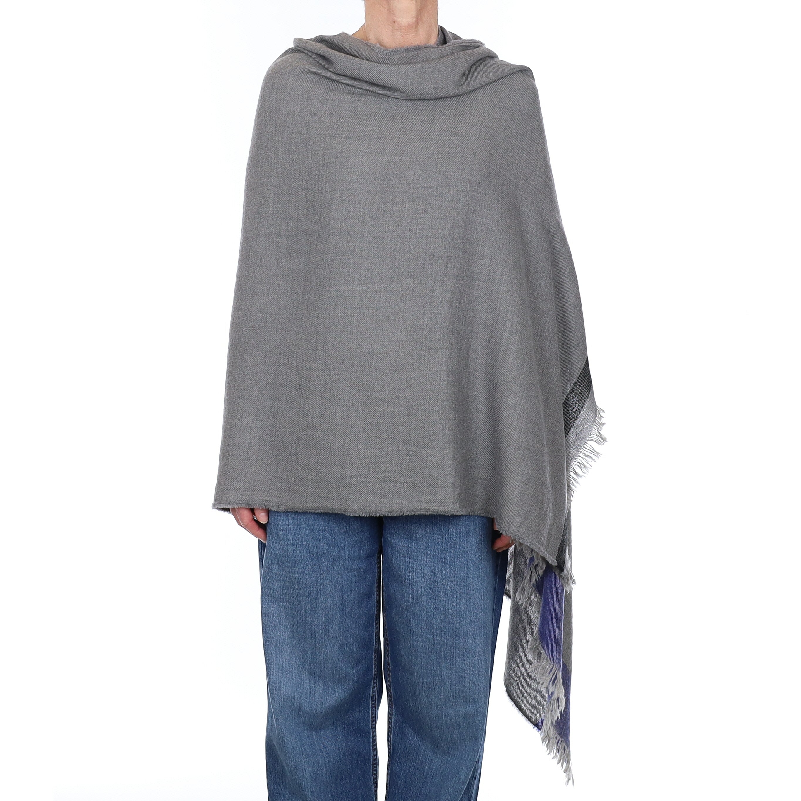 Brand New Scottish Alex Begg Ash Grey and Cobalt Cashmere Wrap