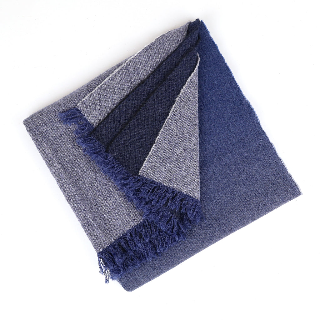 Brand New Begg & Co Naval Blue Ombré Cashmere Woven Wrap