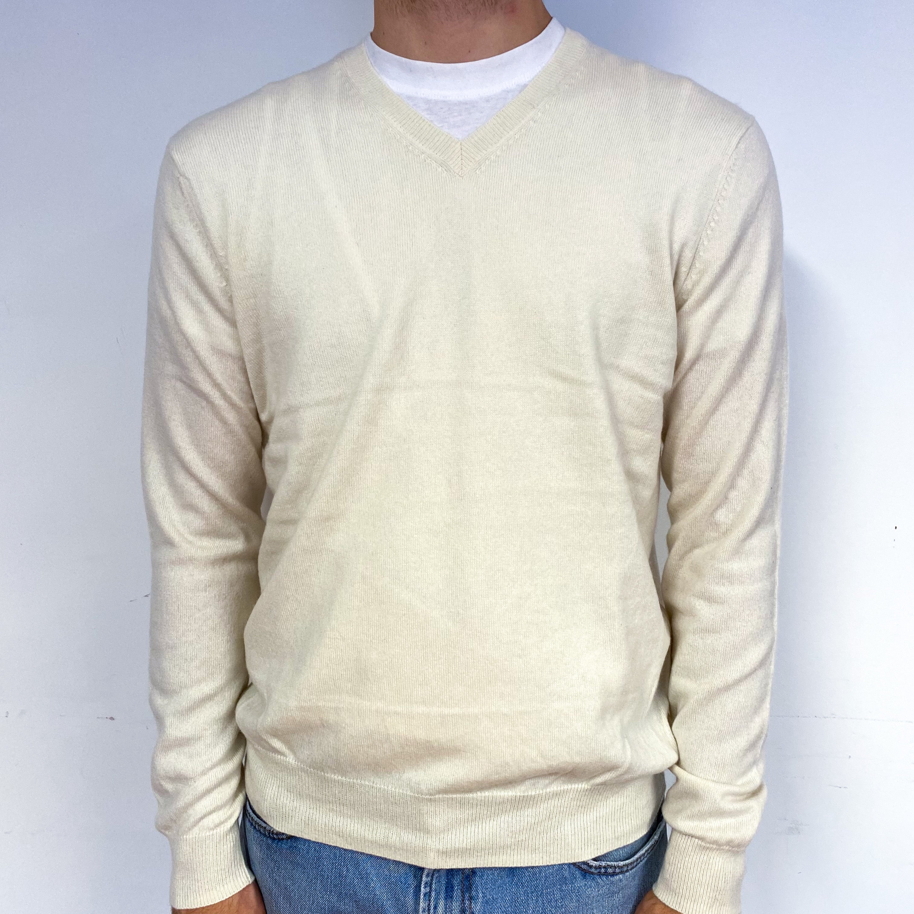 Men's Cream Cashmere V-Neck Jumper Medium