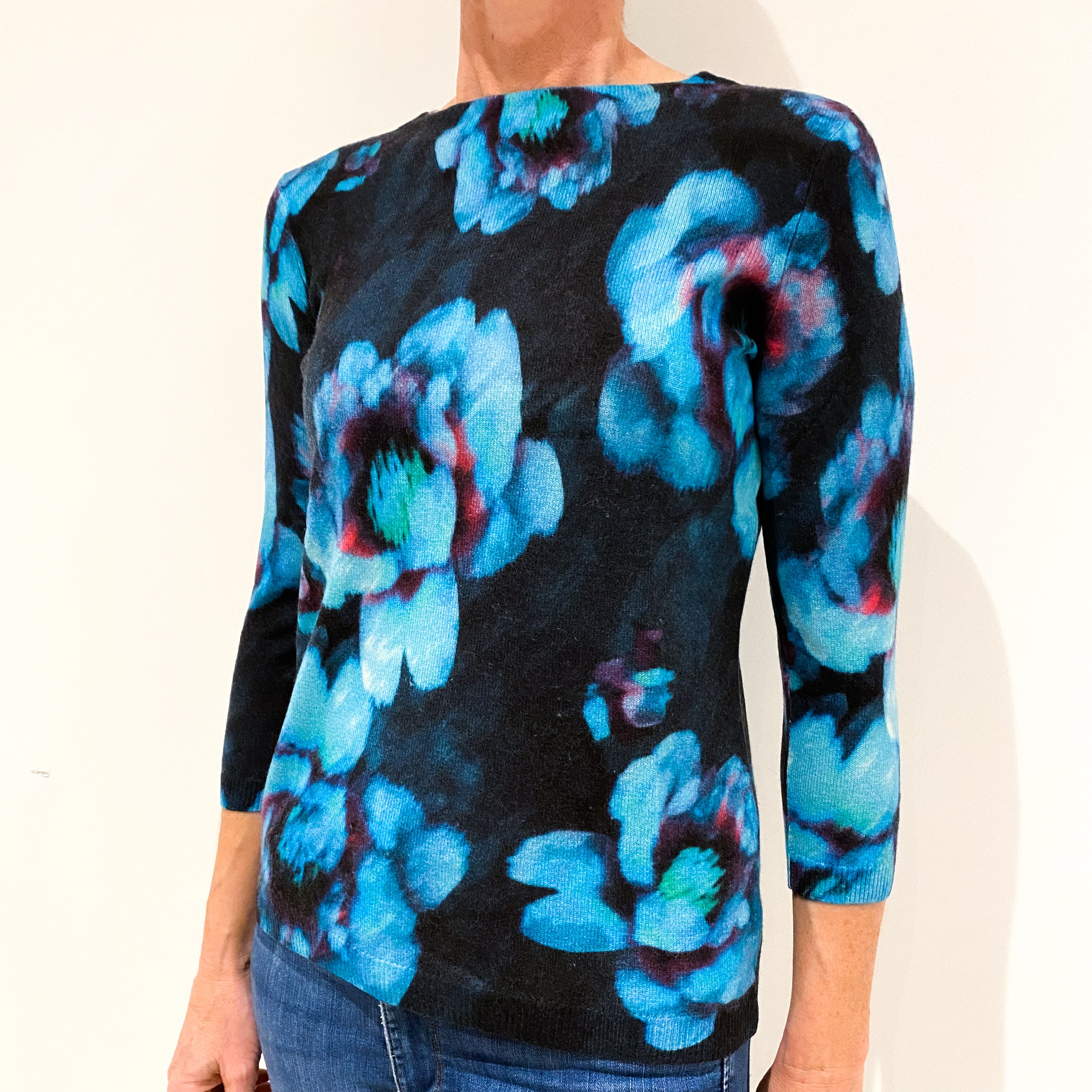 Navy Blue Floral Cashmere Crew Neck Jumper Small