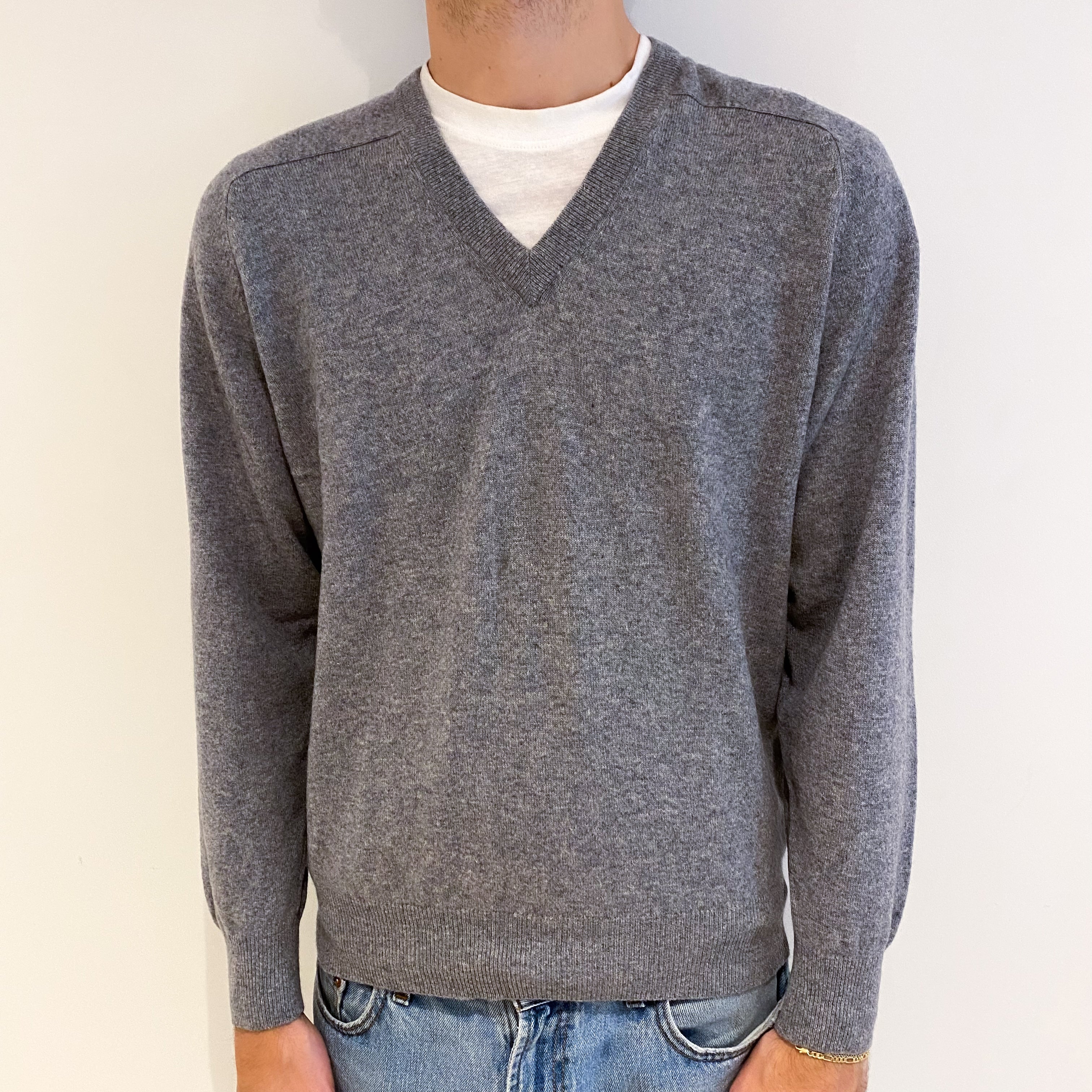 Men's Ash Grey Cashmere V Neck Jumper Large