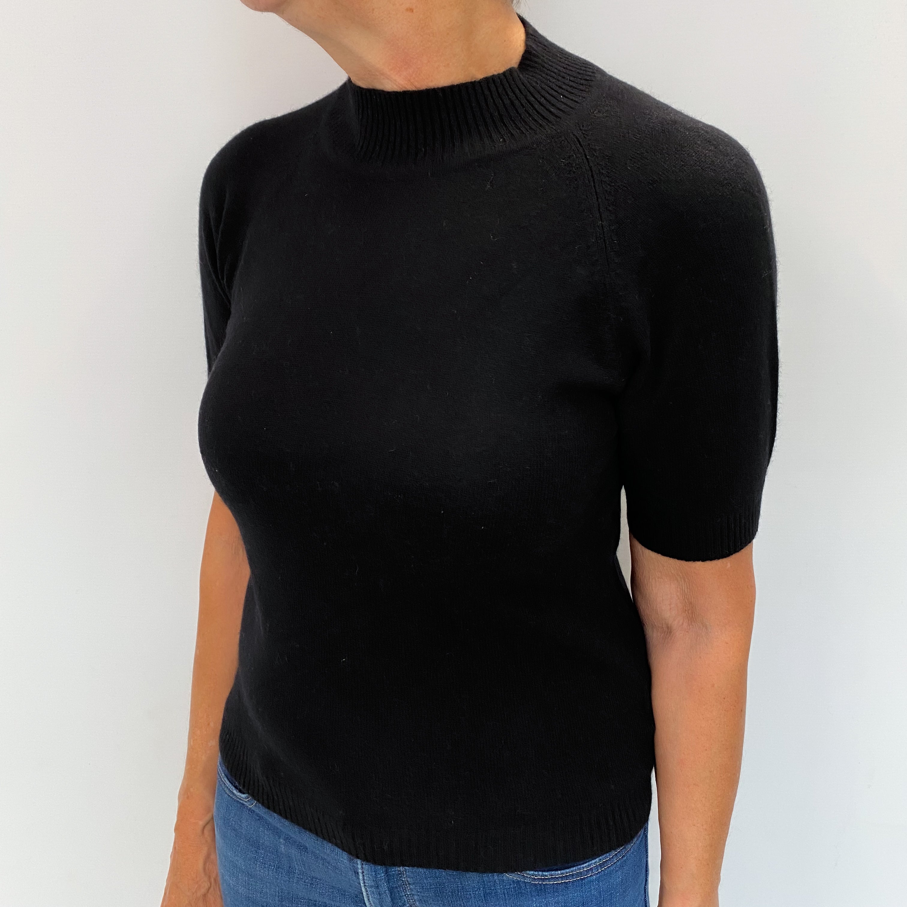 Black Cashmere Turtle Neck Short Sleeved Jumper Medium