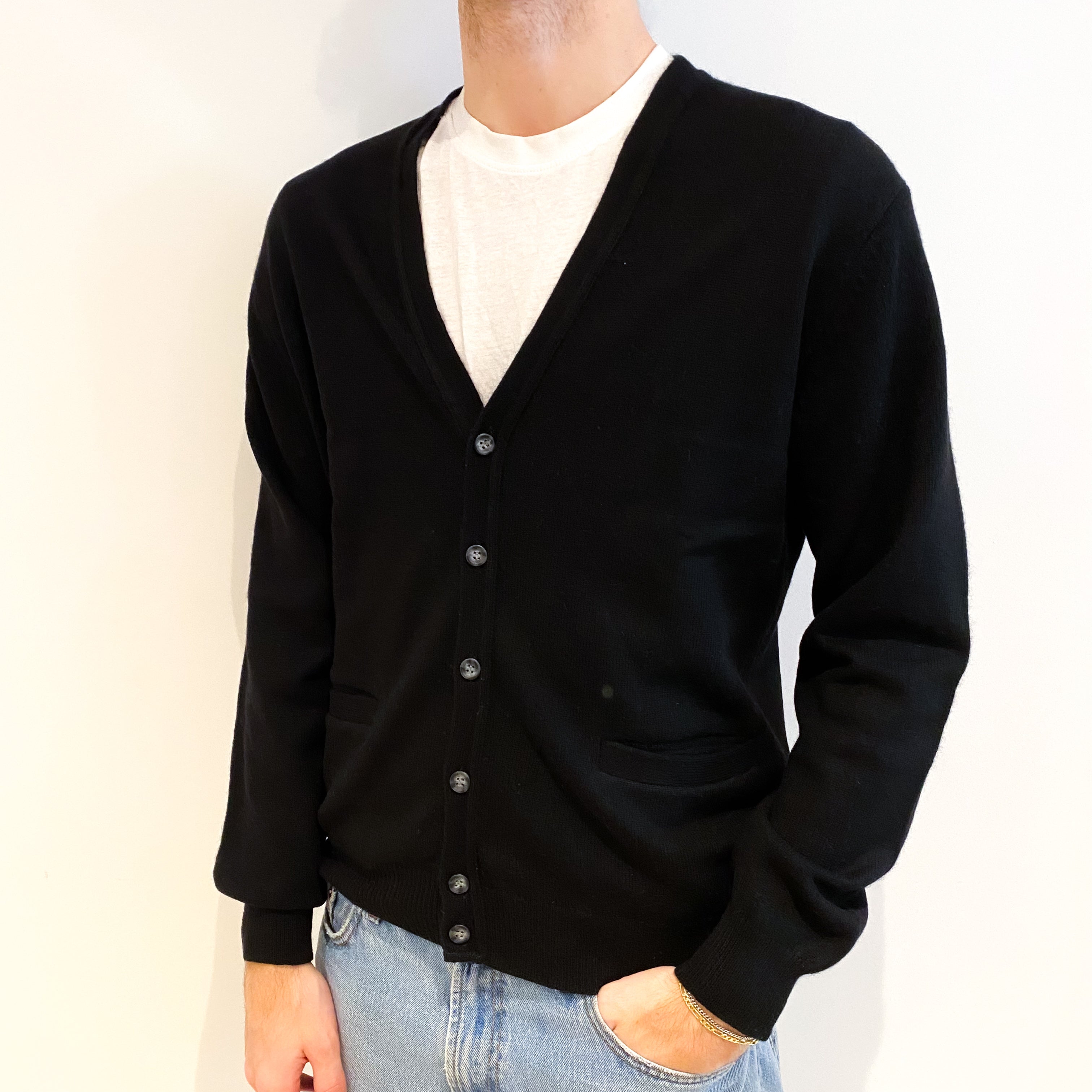 Men's Black Cashmere V Neck Cardigan Medium