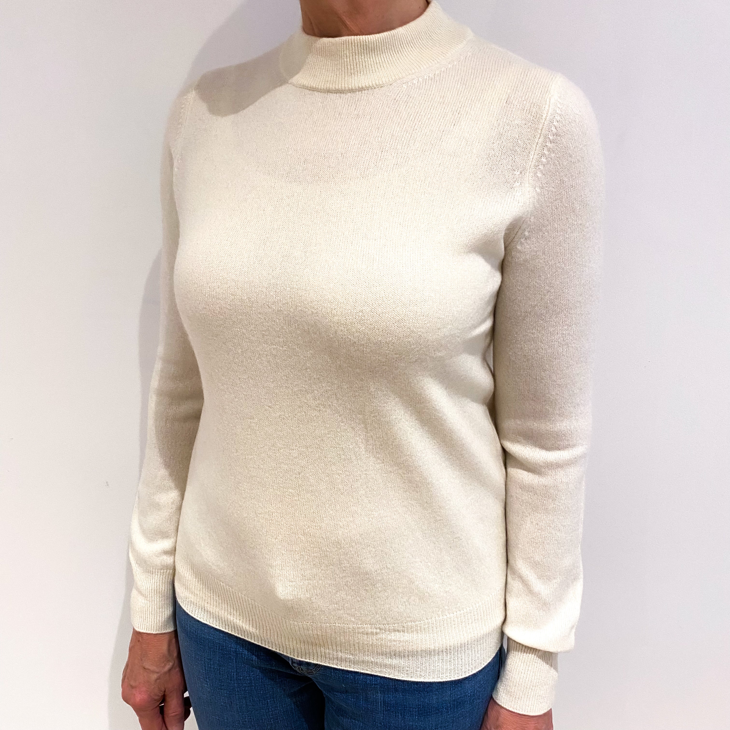 Ivory Cream Cashmere Turtle Neck Jumper Medium