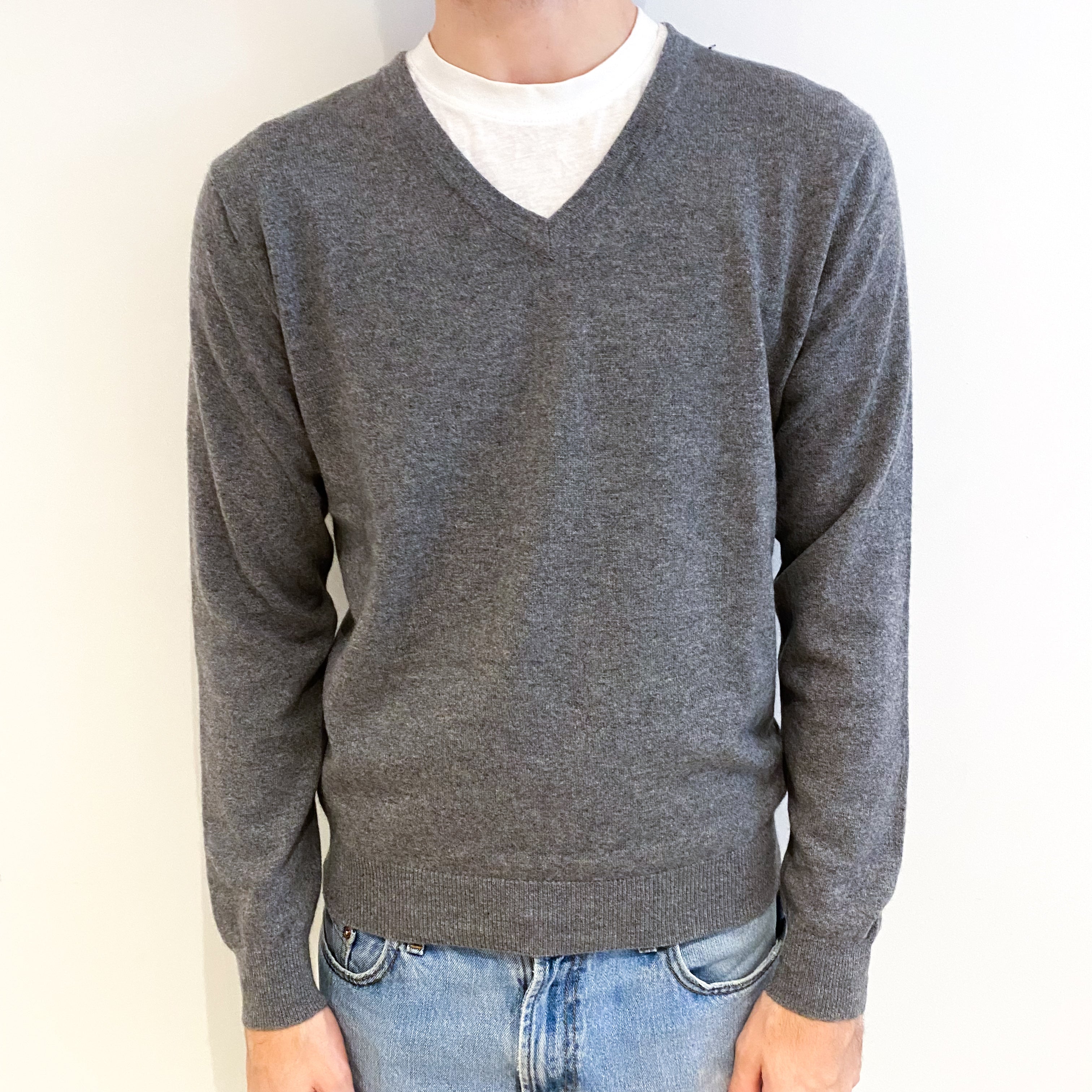 Men's Ash Grey Cashmere V Neck Jumper Large