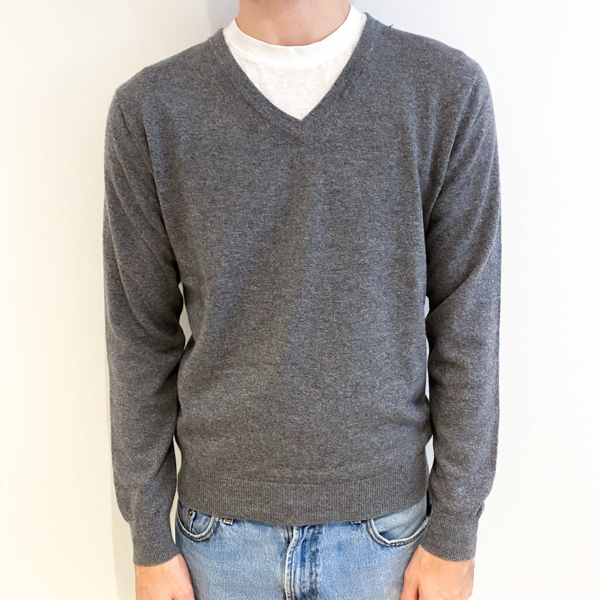 Men's Ash Grey Cashmere V Neck Jumper Large