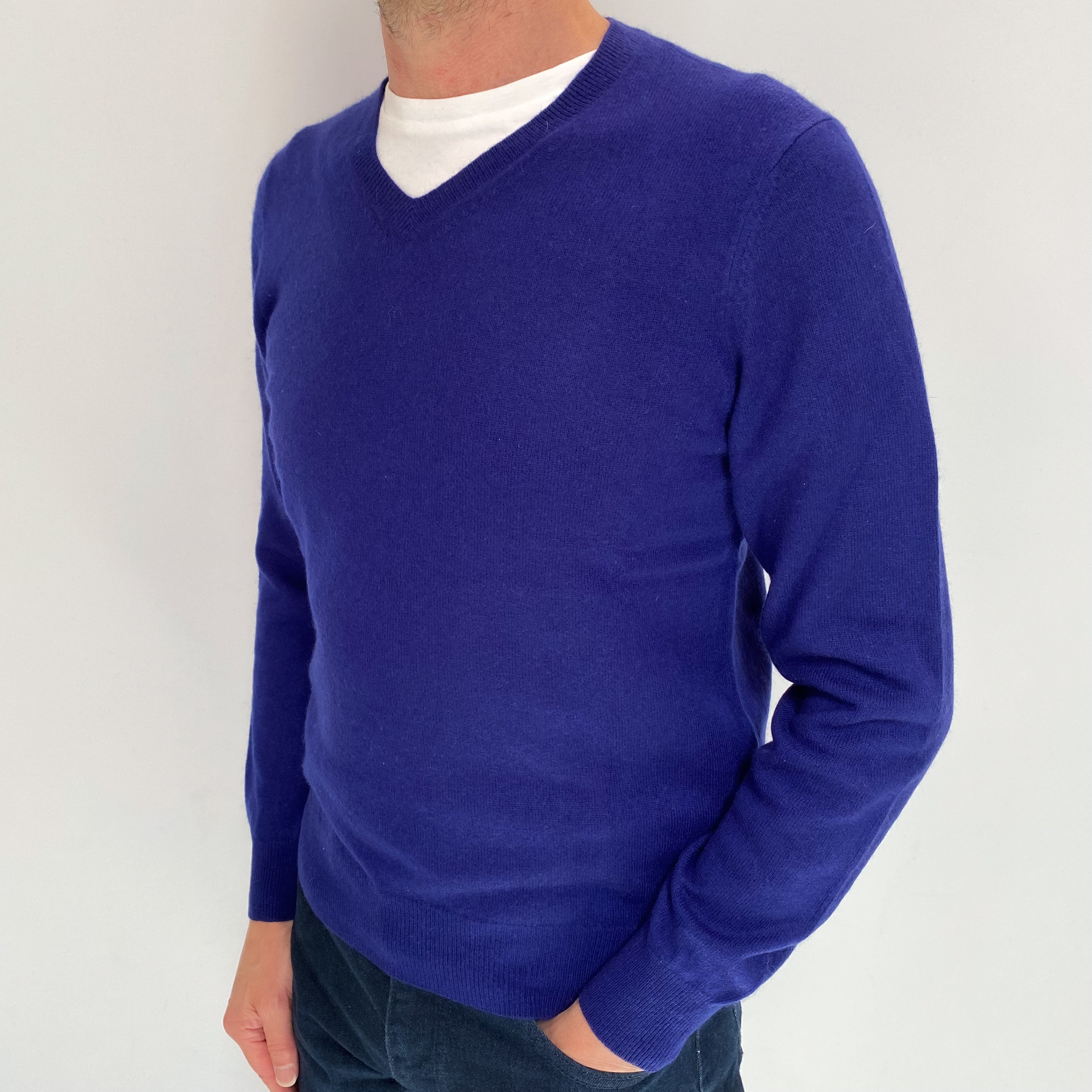 Men's Indigo Blue Cashmere V Neck Jumper Small