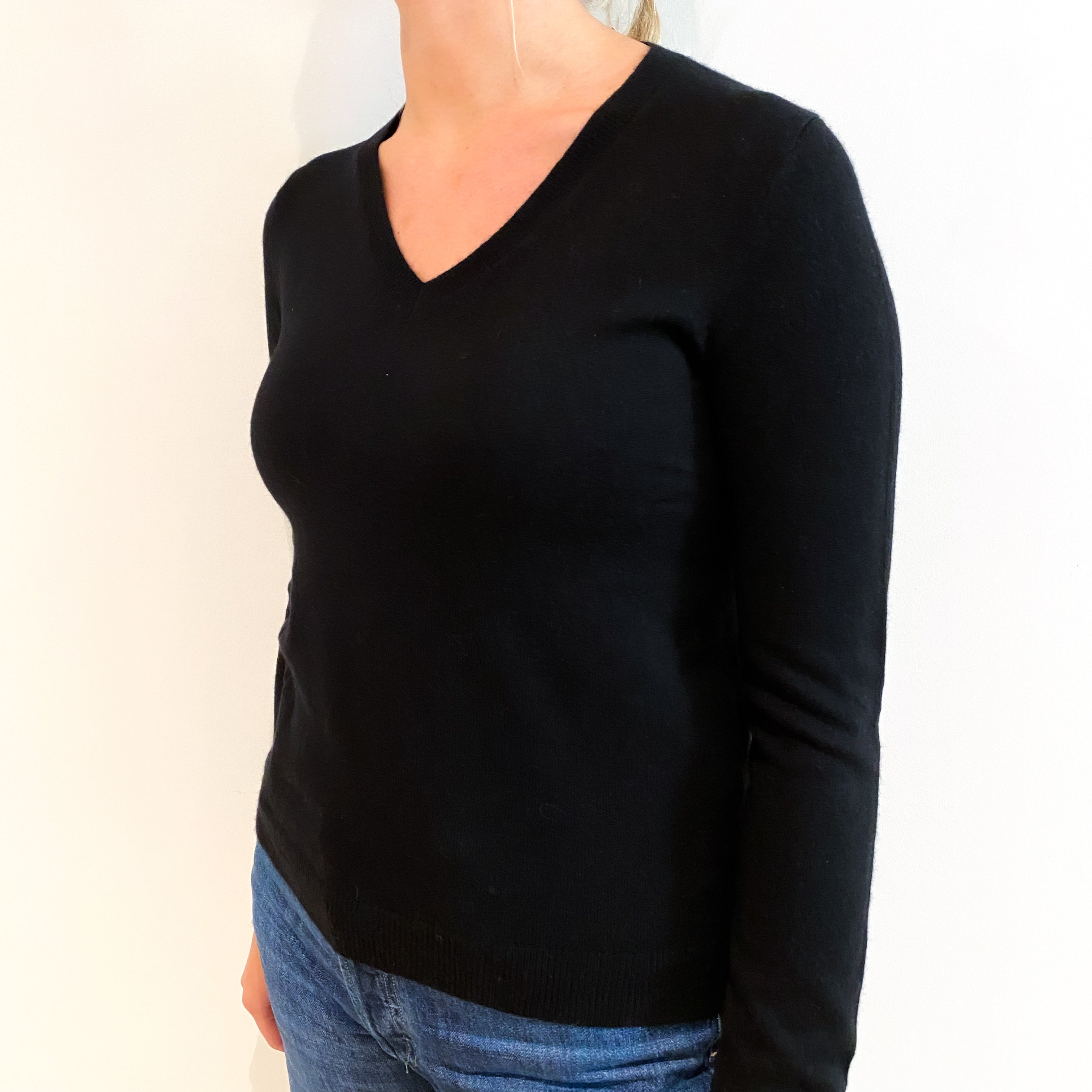 Black Cashmere V-Neck Jumper Small