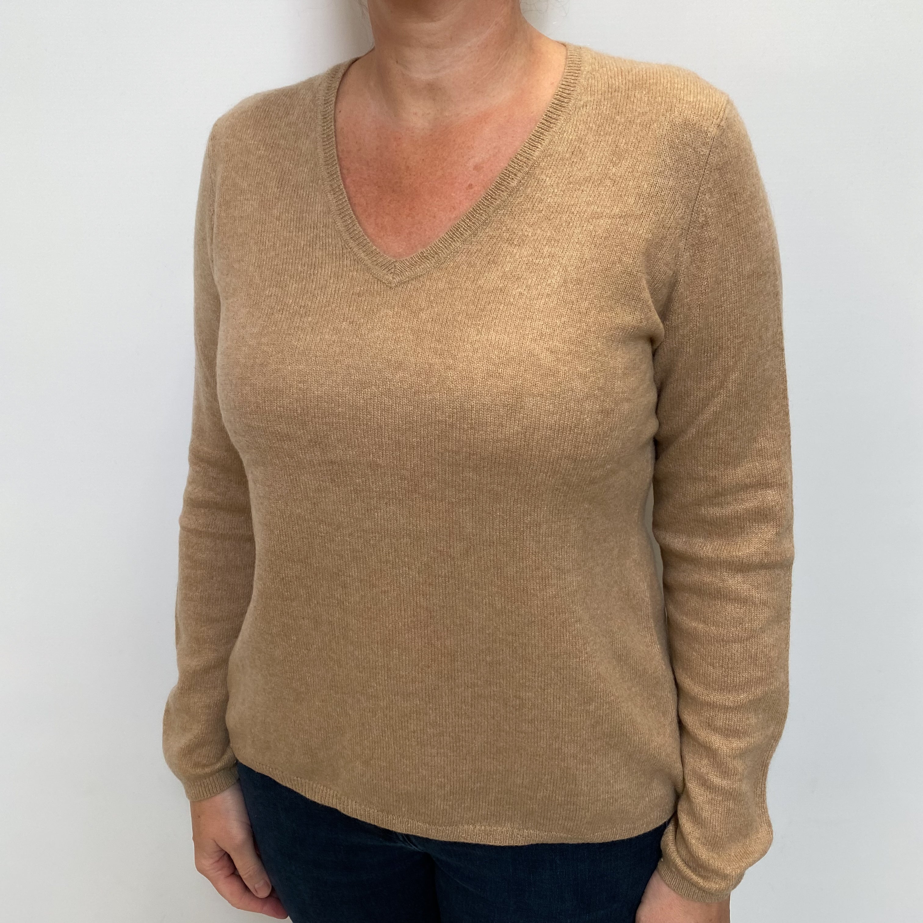 Fudge Brown Cashmere V Neck Jumper Large