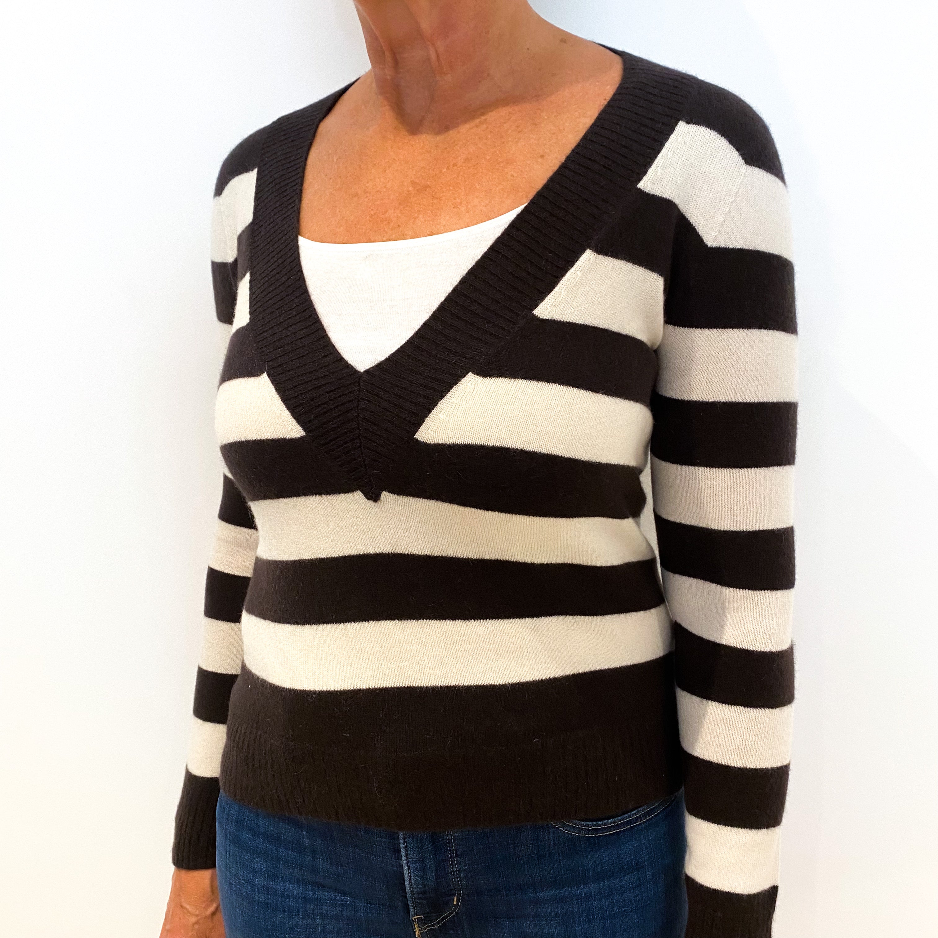 Peppercorn Brown and Cream Striped Cashmere V-Neck Jumper Medium