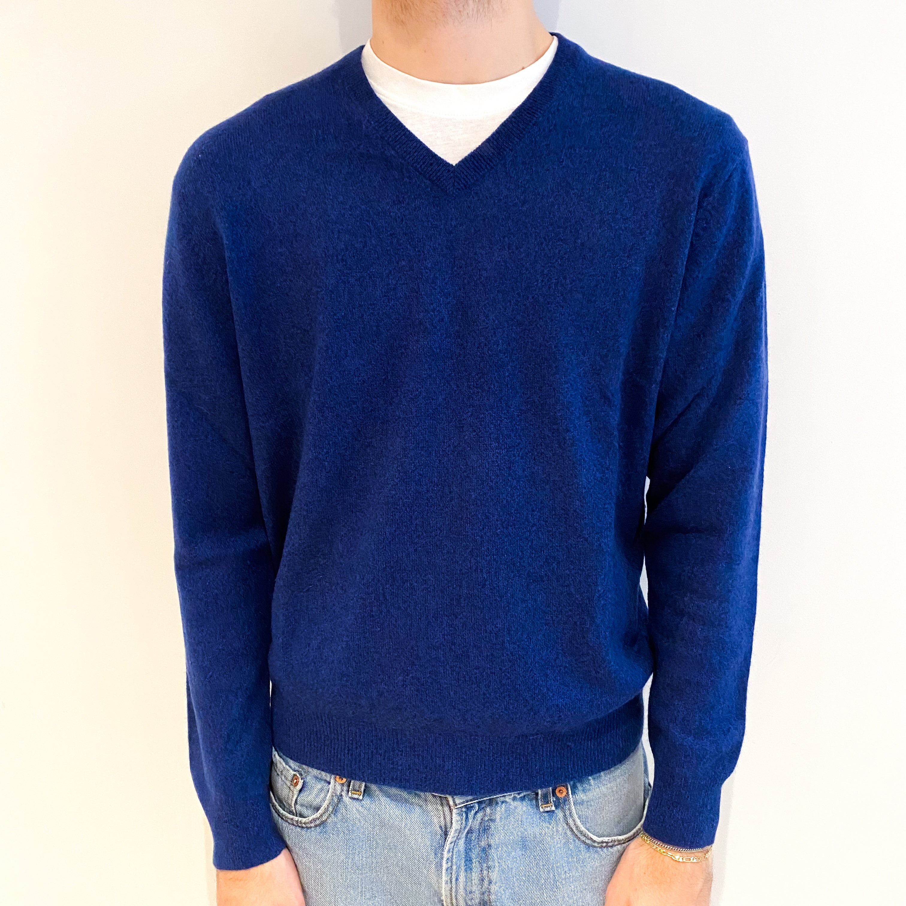 Men's French Navy Cashmere V Neck Jumper Large