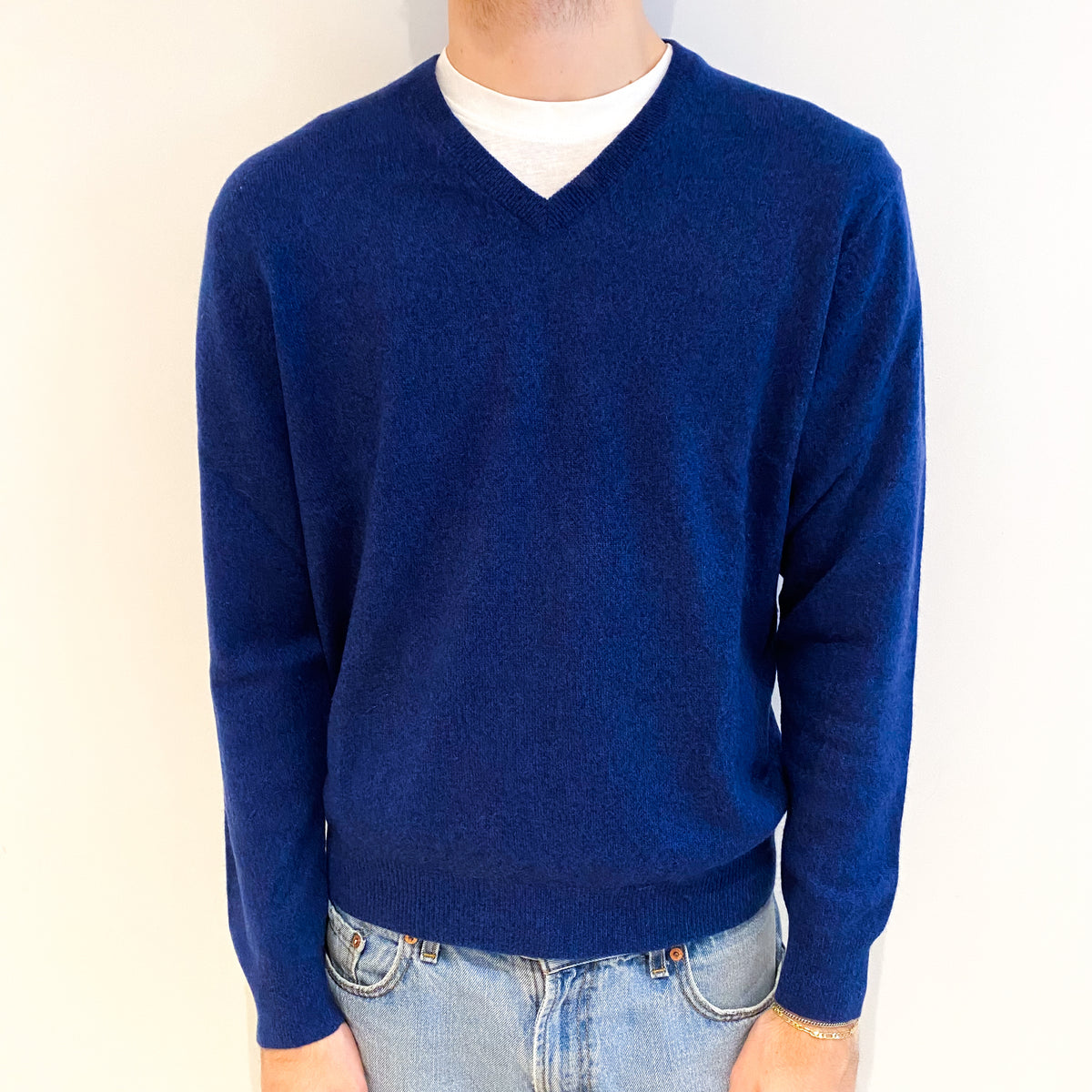 Men's French Navy Cashmere V Neck Jumper Large