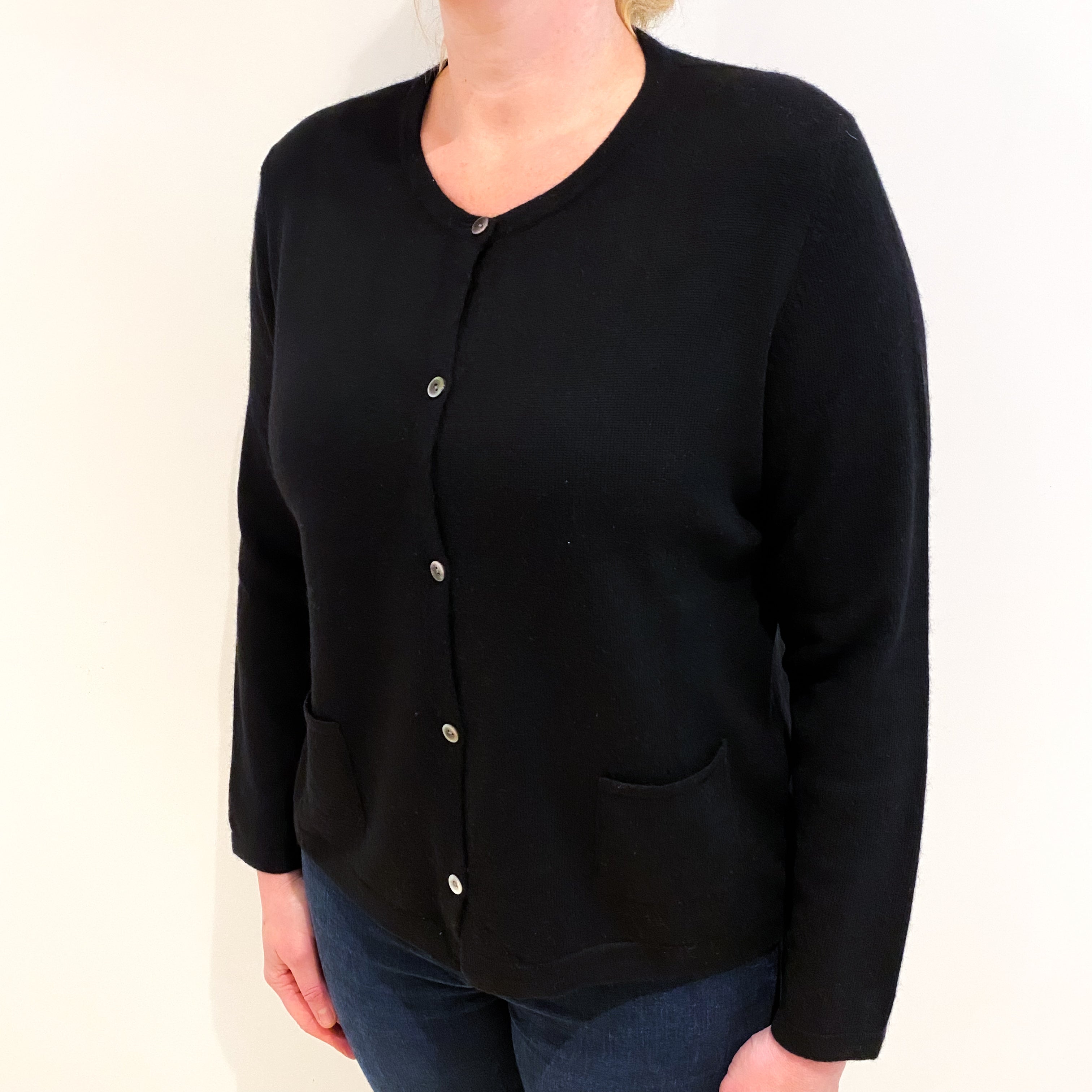Black Cashmere Crew Neck Cardigan With Pockets Large