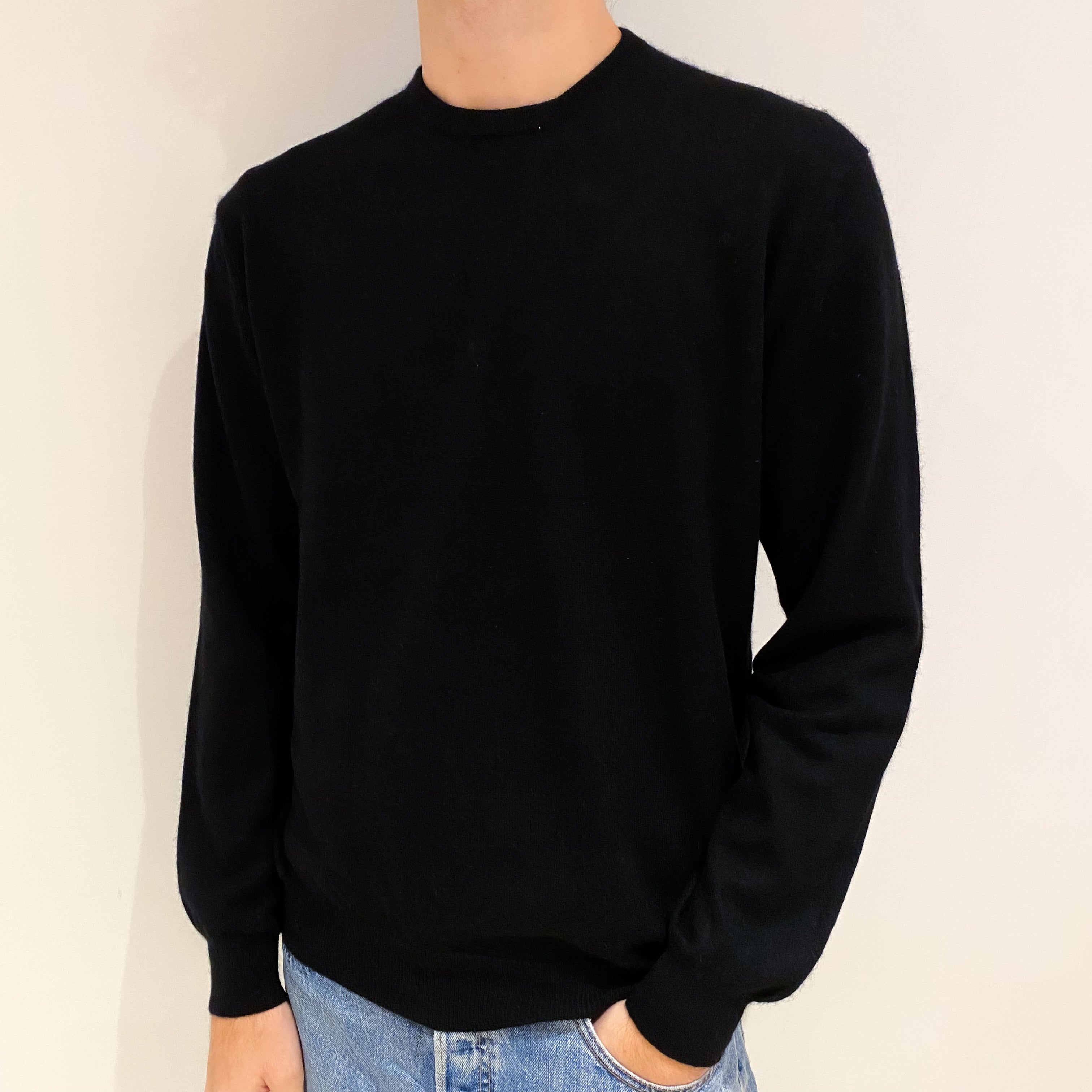 Men's Black Cashmere Crew Neck Jumper Large