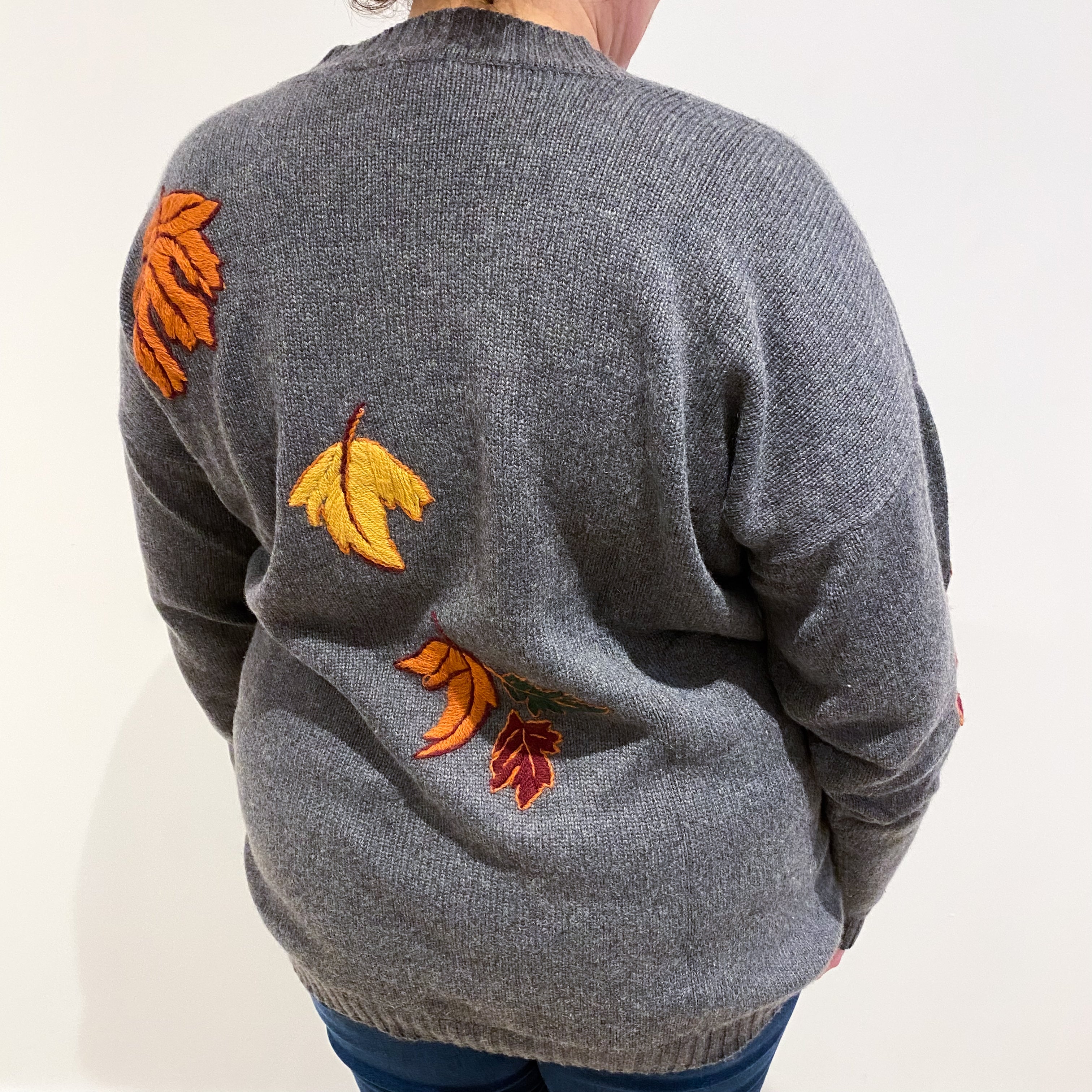 Slate Grey Leaf Design Cashmere Crew Neck Jumper Extra Large