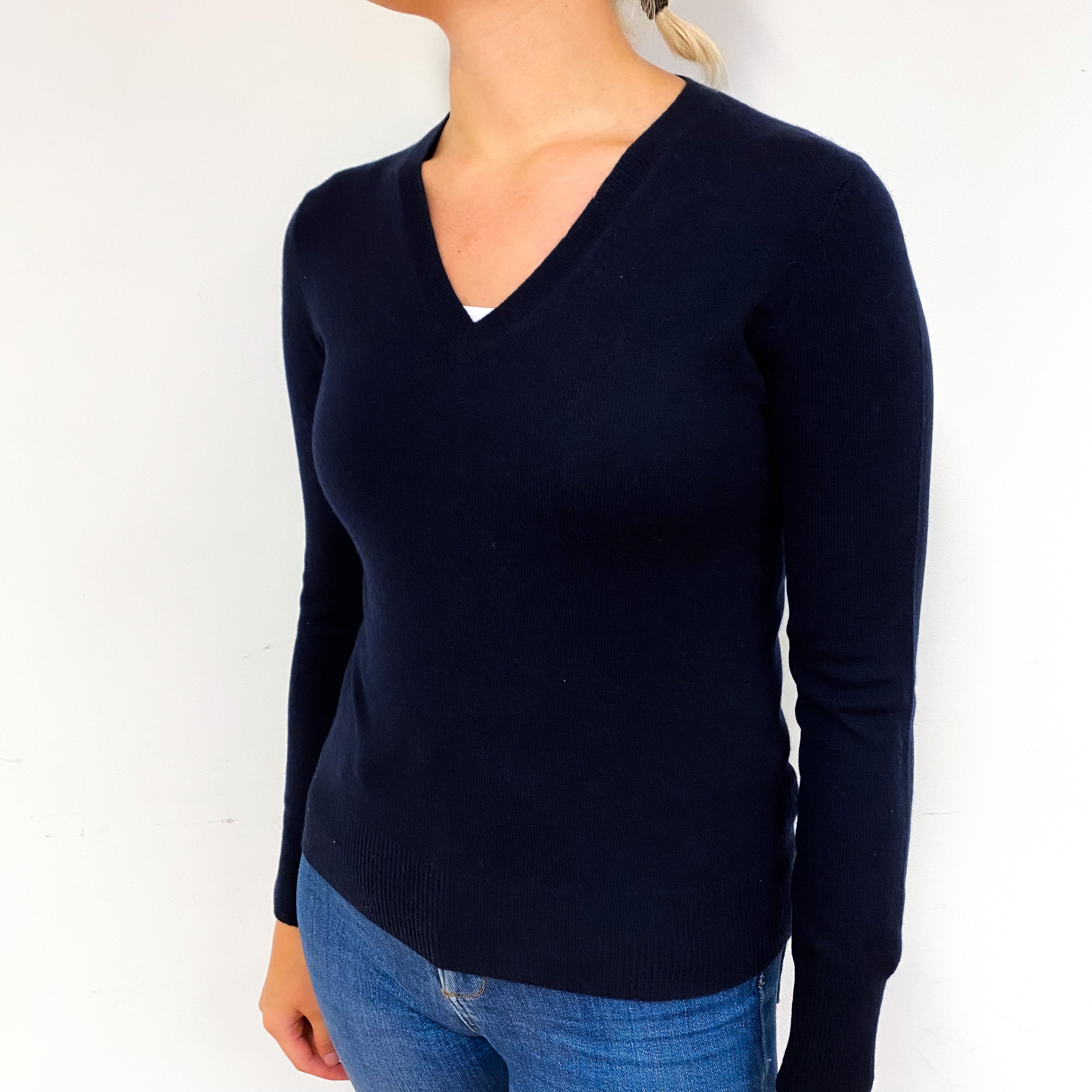 Darkest Navy Blue Cashmere V-Neck Jumper Small
