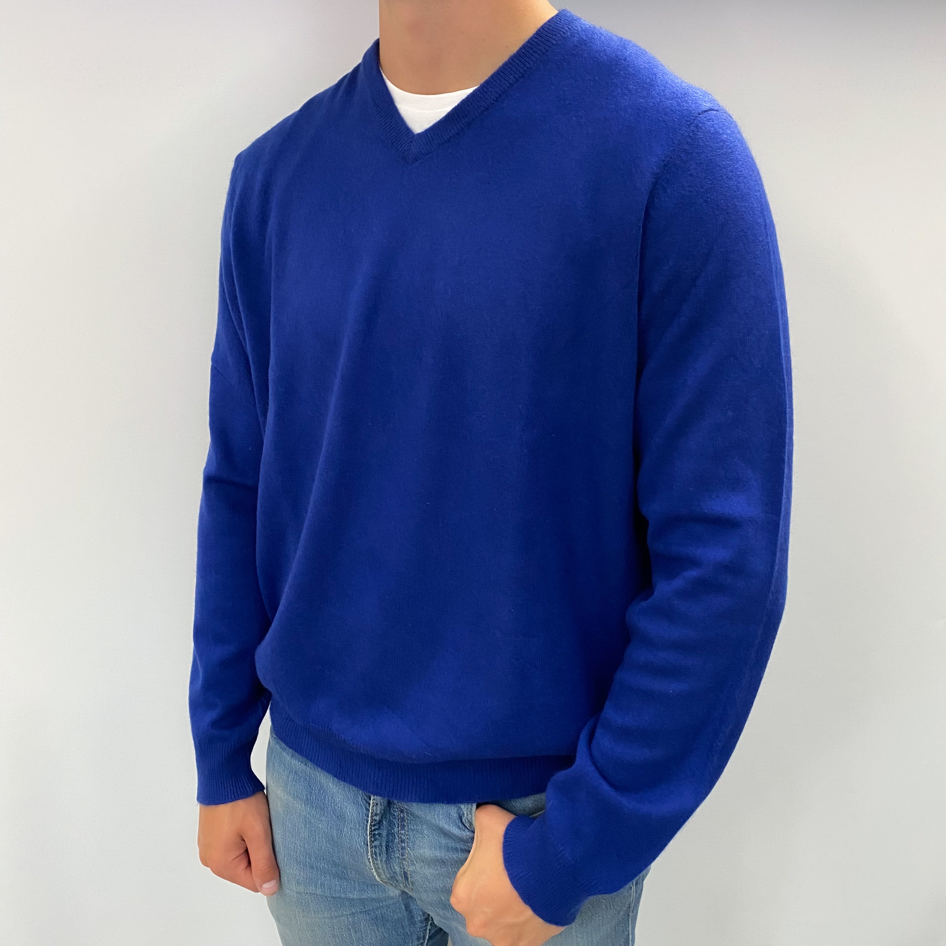 Men's Admiral Blue Cashmere V Neck Jumper XL