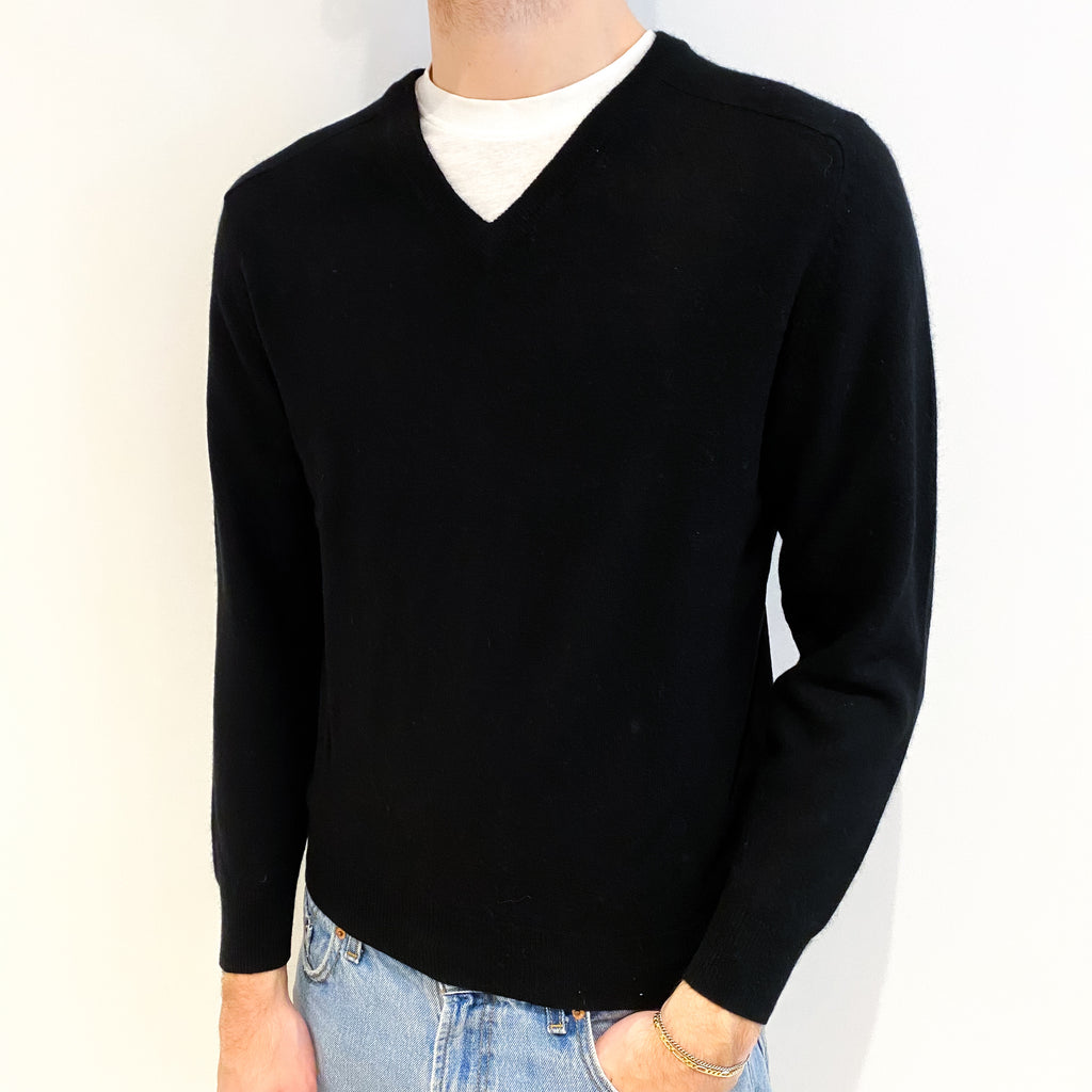 Men's Black Cashmere V Neck Jumper Large