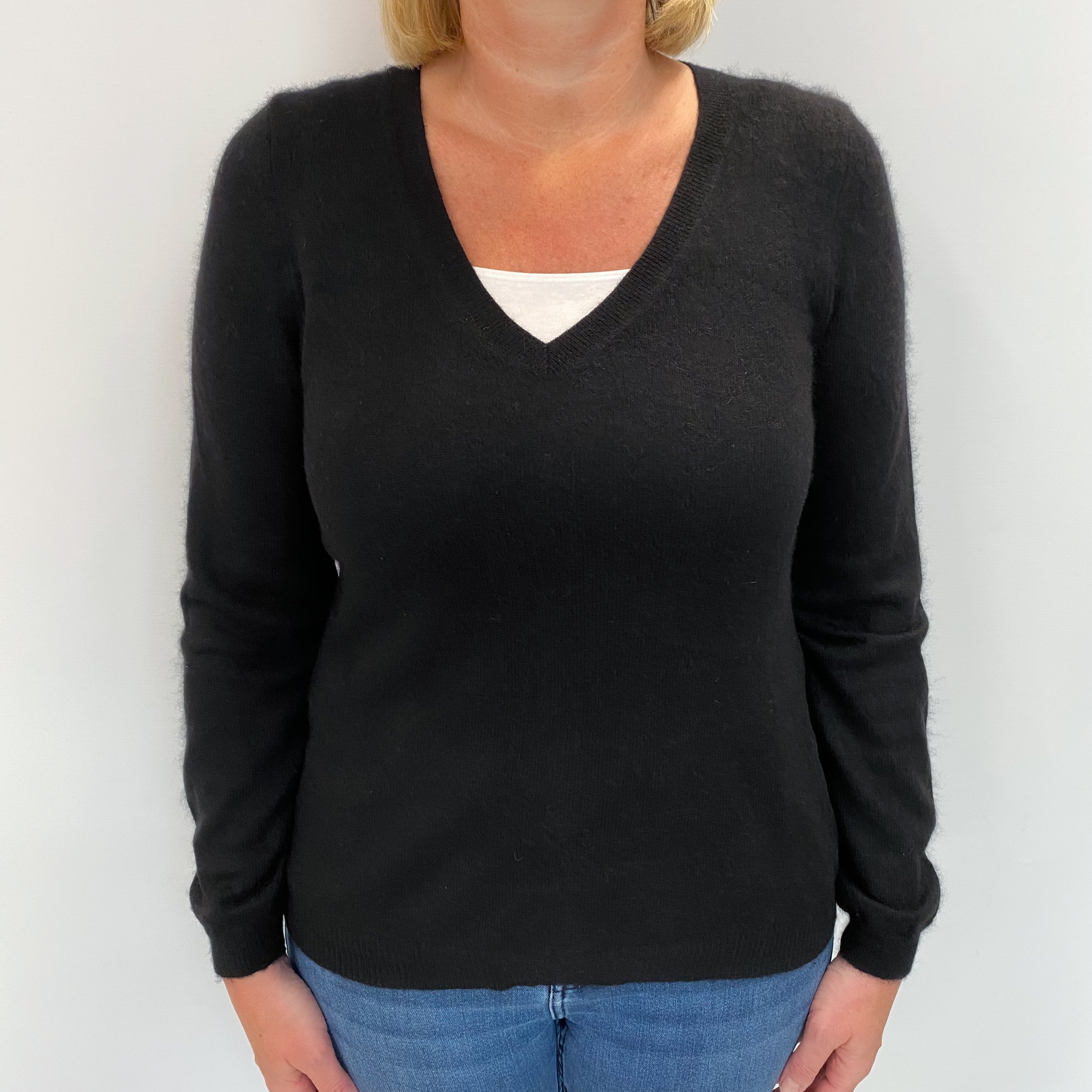 Black Cashmere V Neck Jumper Large