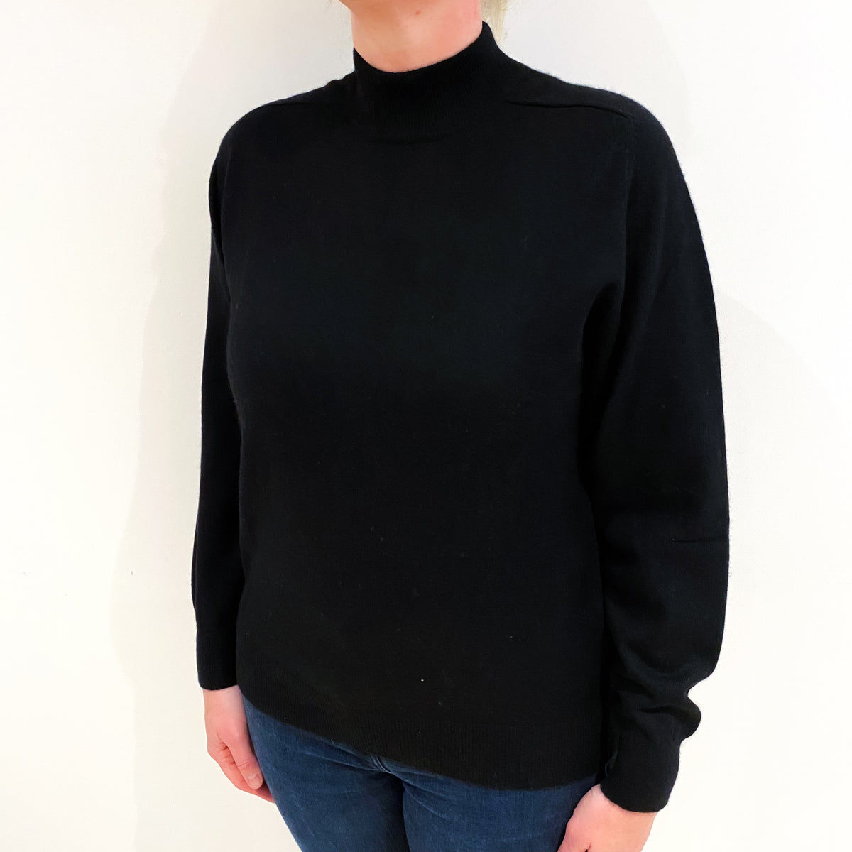 Black Cashmere Turtle Neck Jumper Large