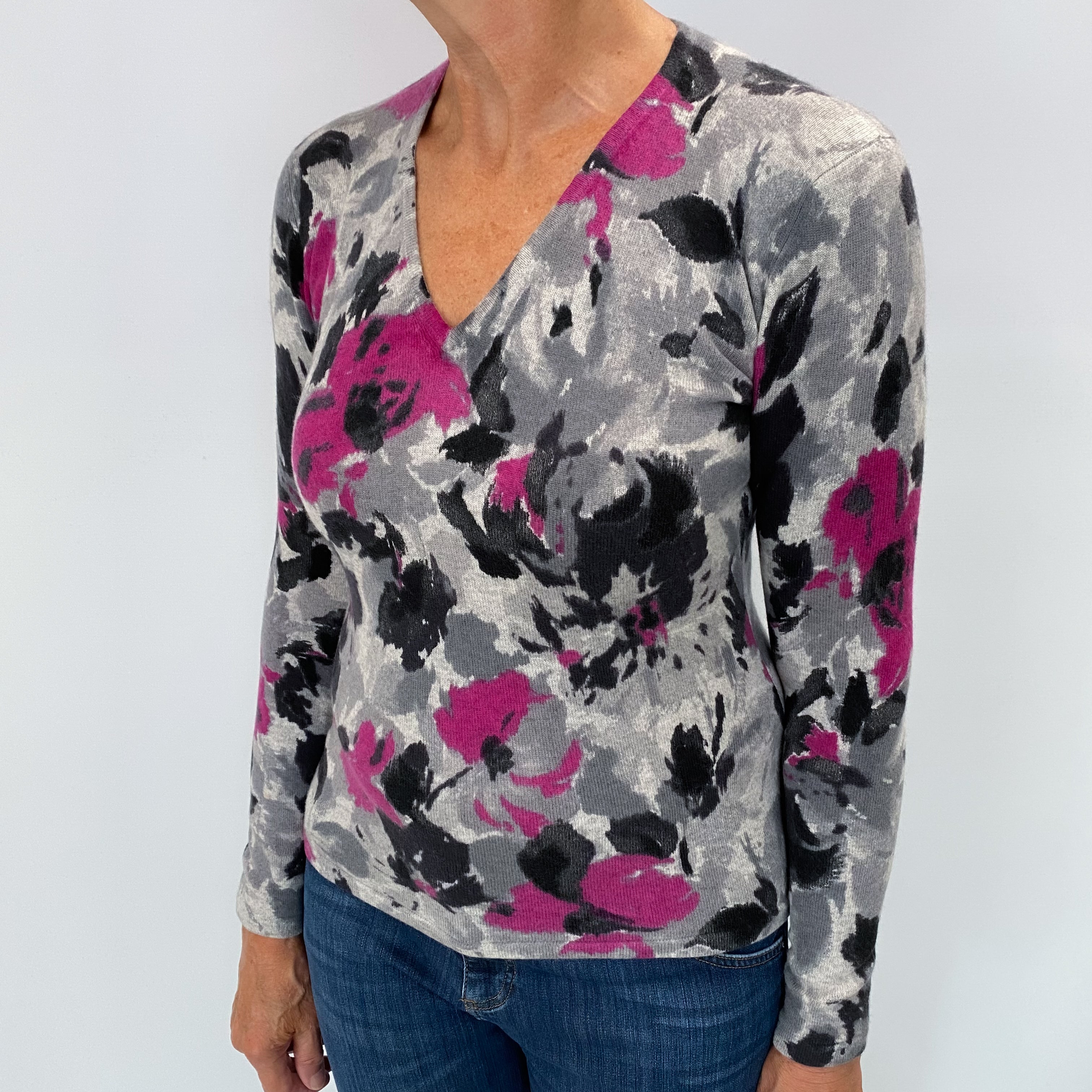 Grey Toned Floral Cashmere V Neck Jumper Medium