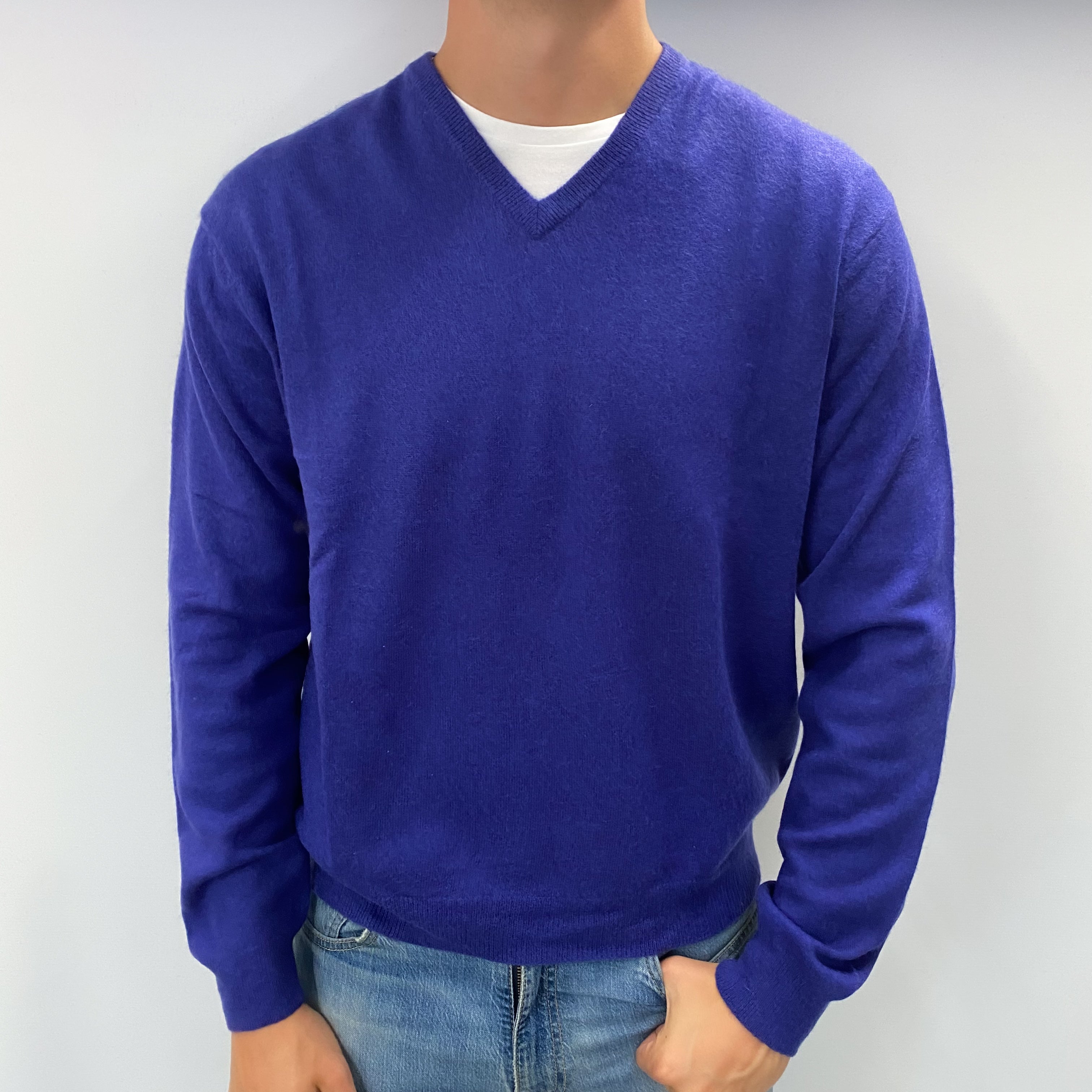 Men's Indigo Blue Cashmere V Neck Jumper XL