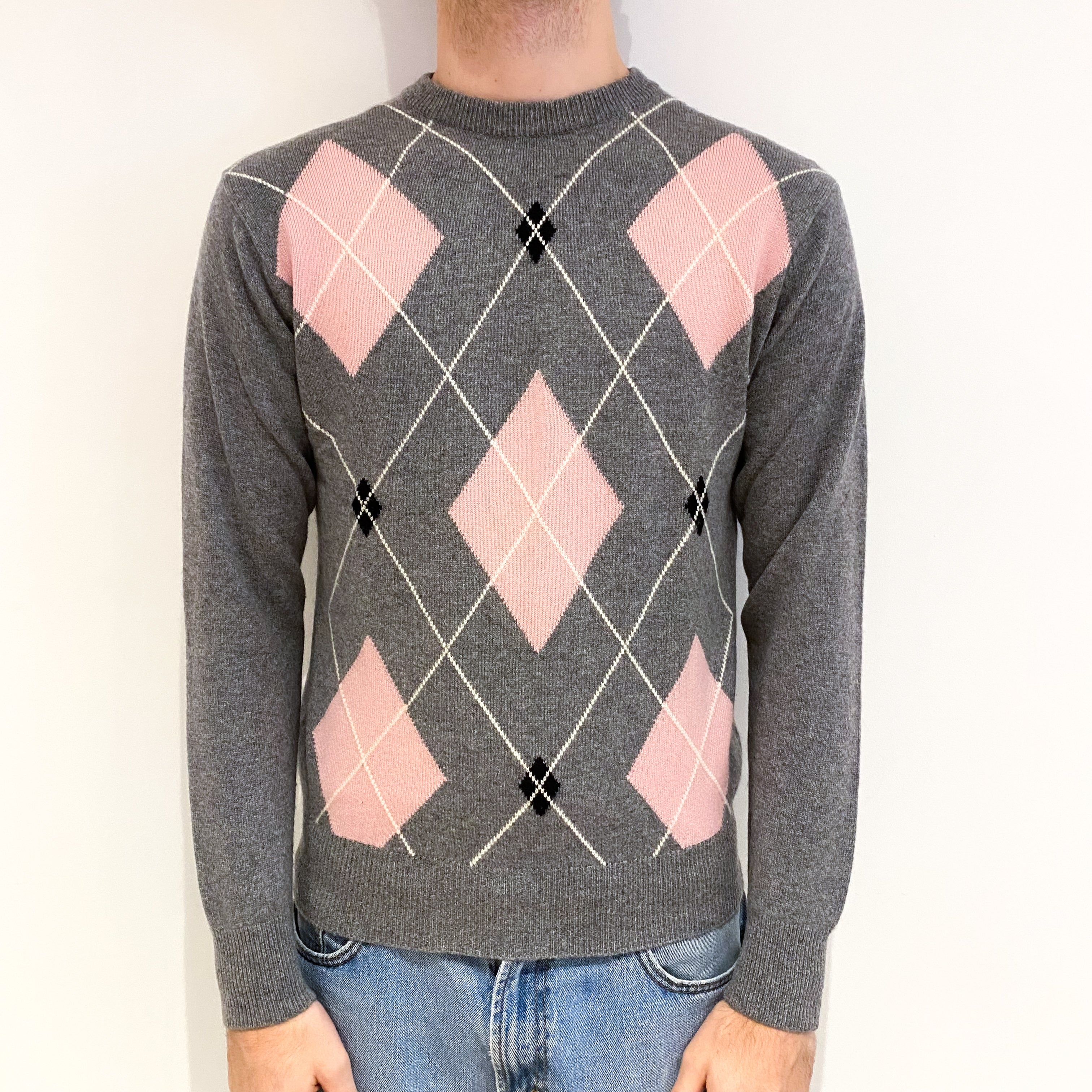 Men's Ash Grey And Pink Argyle Cashmere Crew Neck Jumper Medium