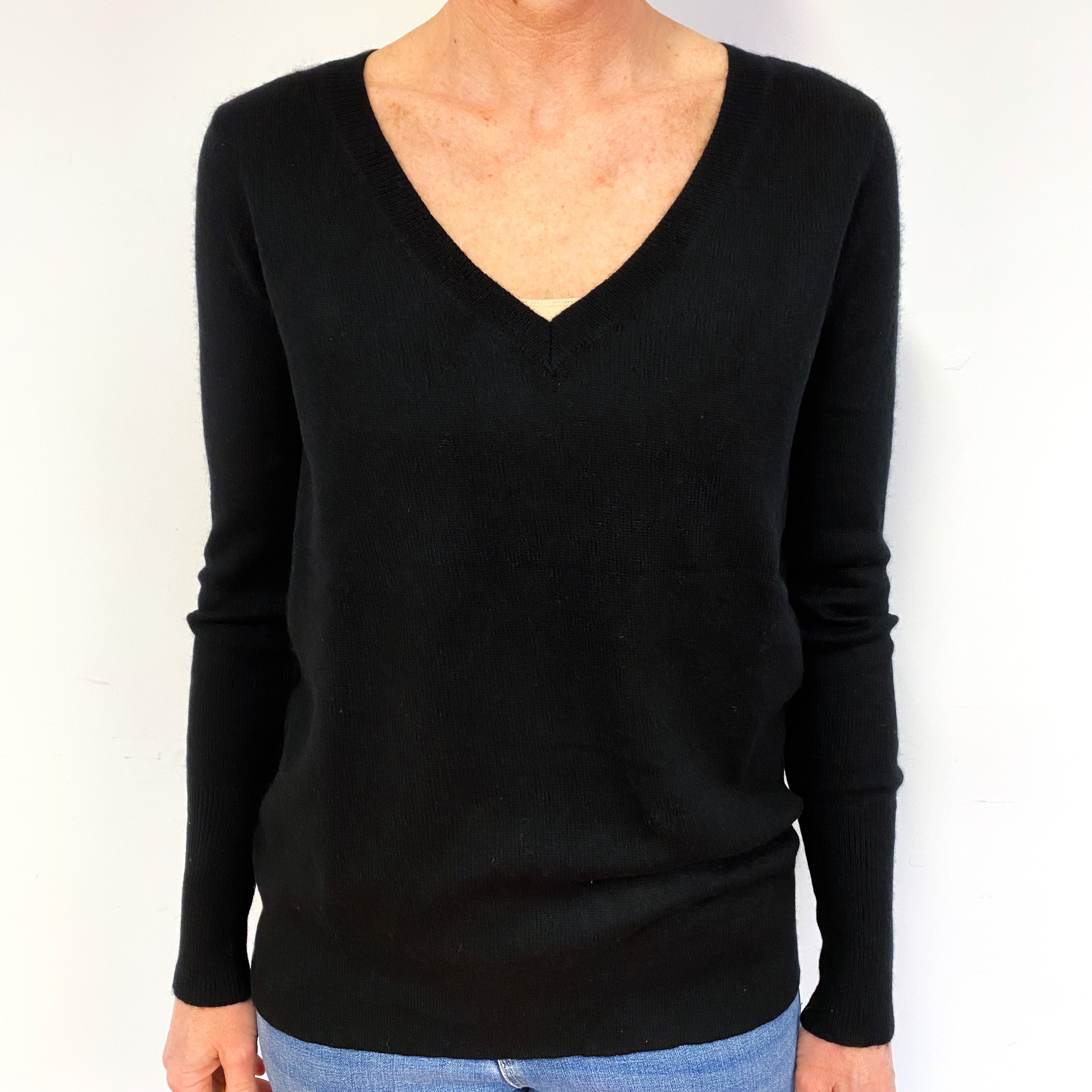 Black Cashmere V-Neck Jumper Medium