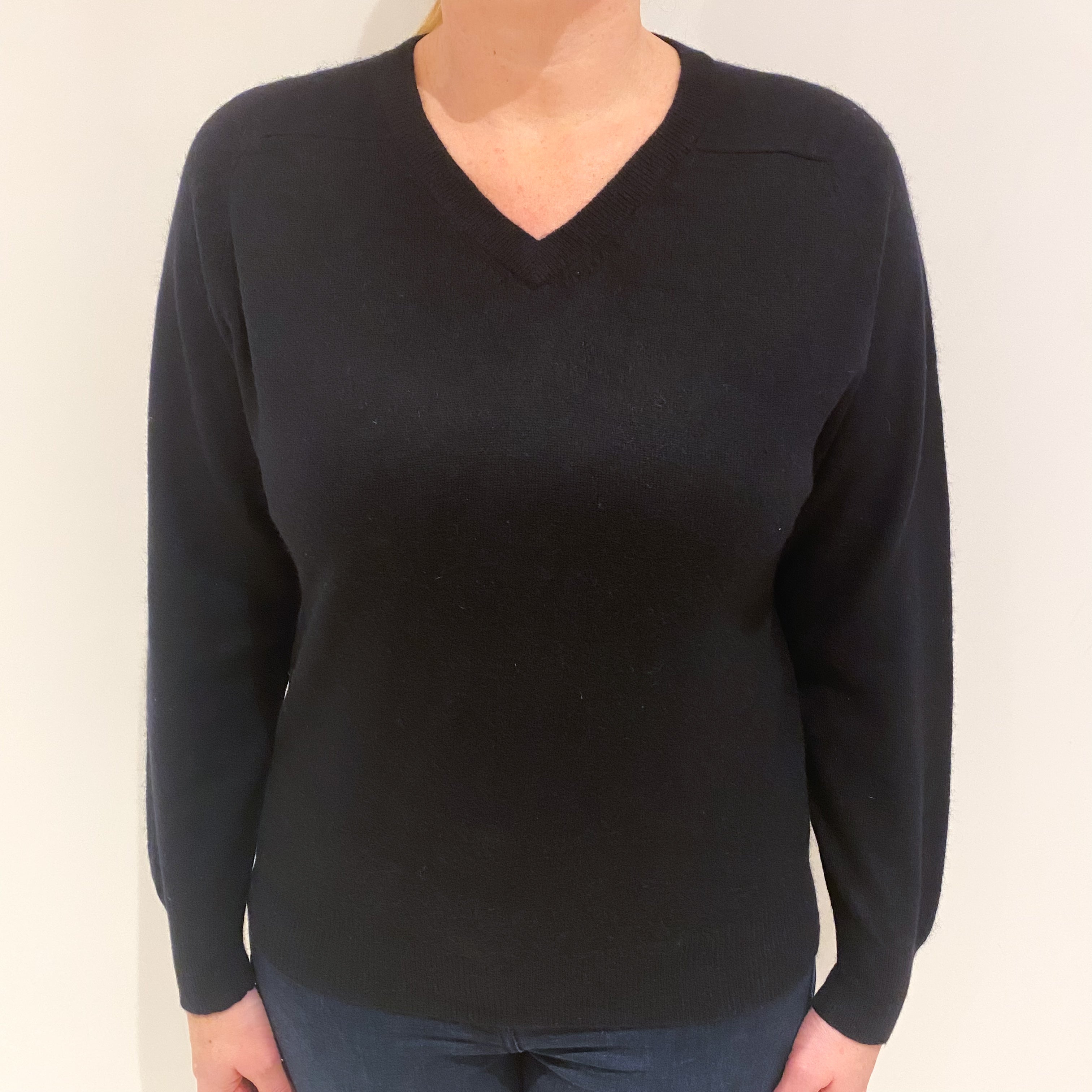 Black Cashmere V Neck Jumper Large