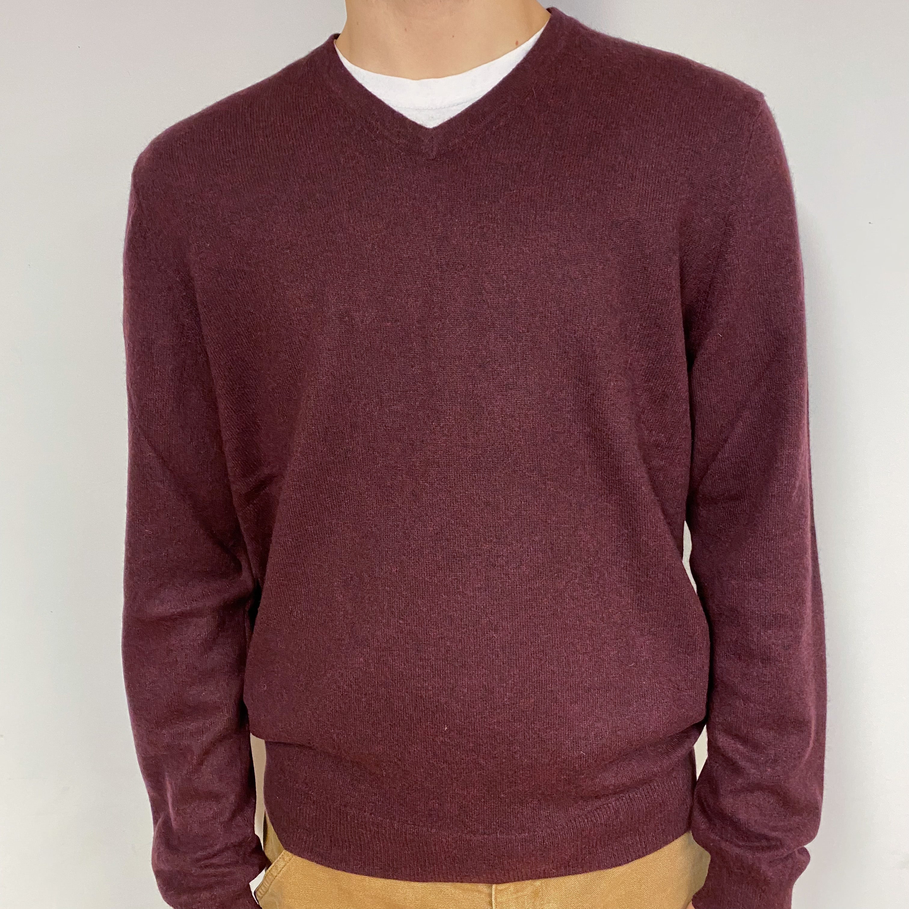 Maroon Red Men's Cashmere V-Neck Jumper Large