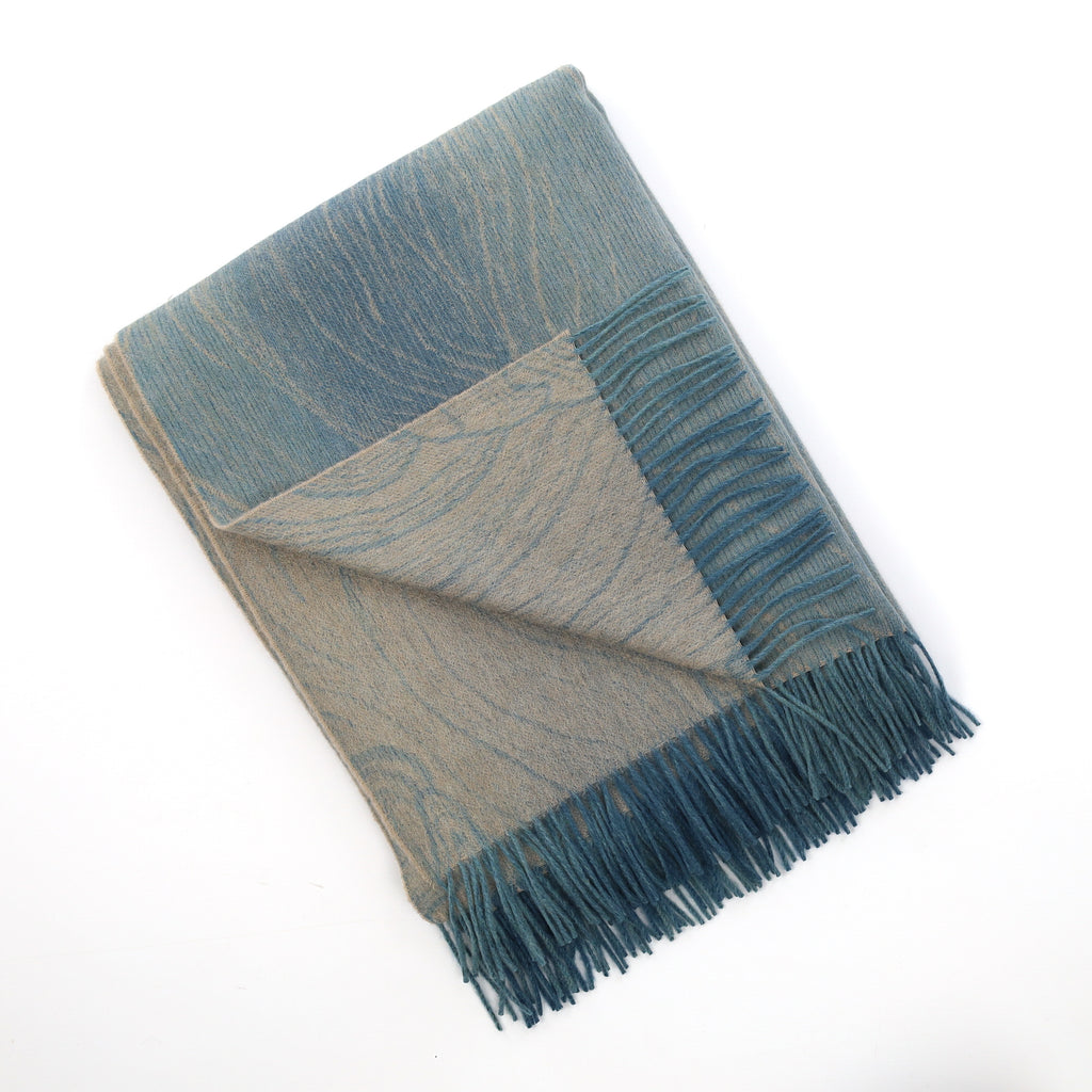 Brand New English Teal Ripple Effect Luxury Woven Cashmere Blanket