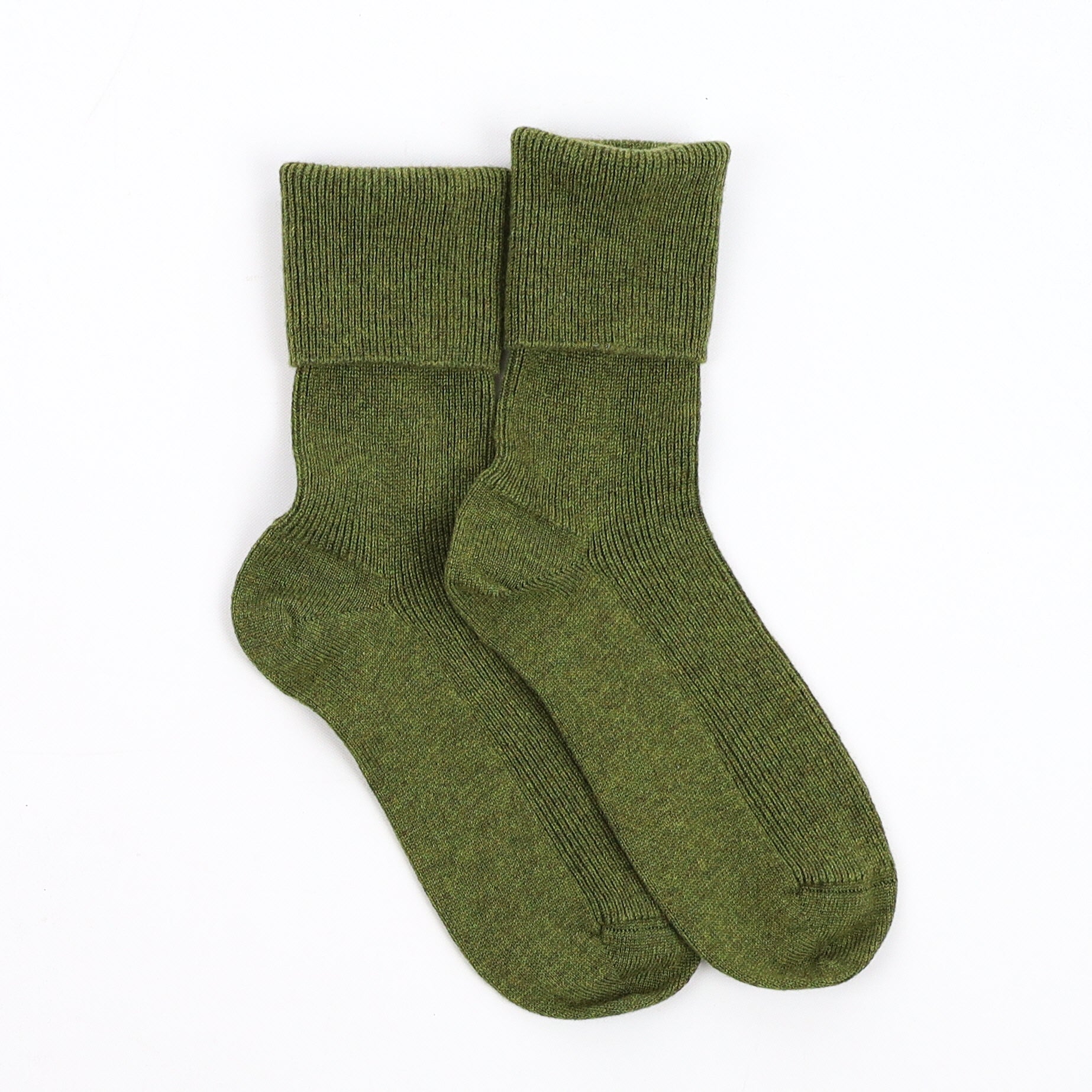 Brand New Scottish Moss Green Ladies Cashmere Every Day Socks