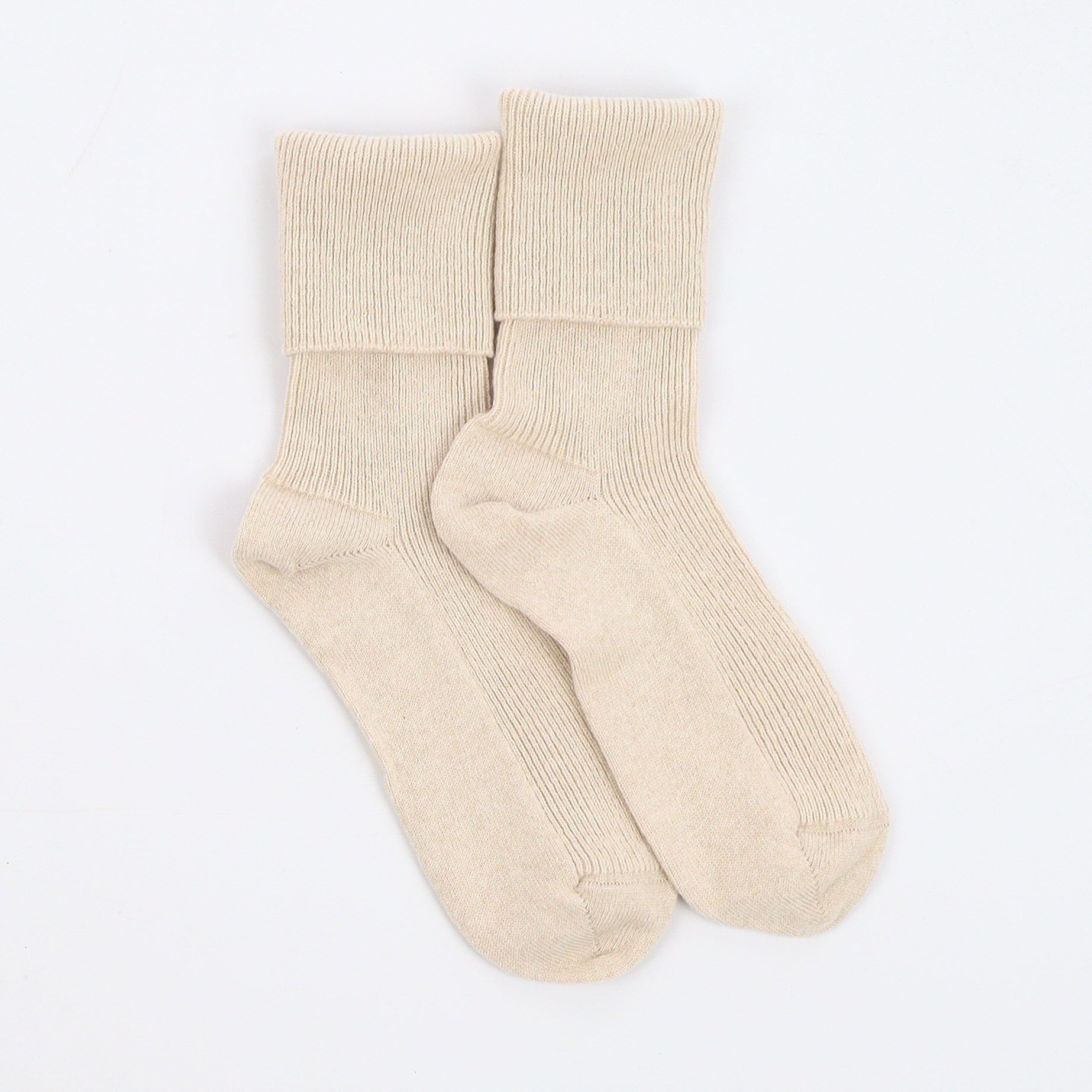 Brand New Scottish Oatmeal Ladies Cashmere Every Day Socks