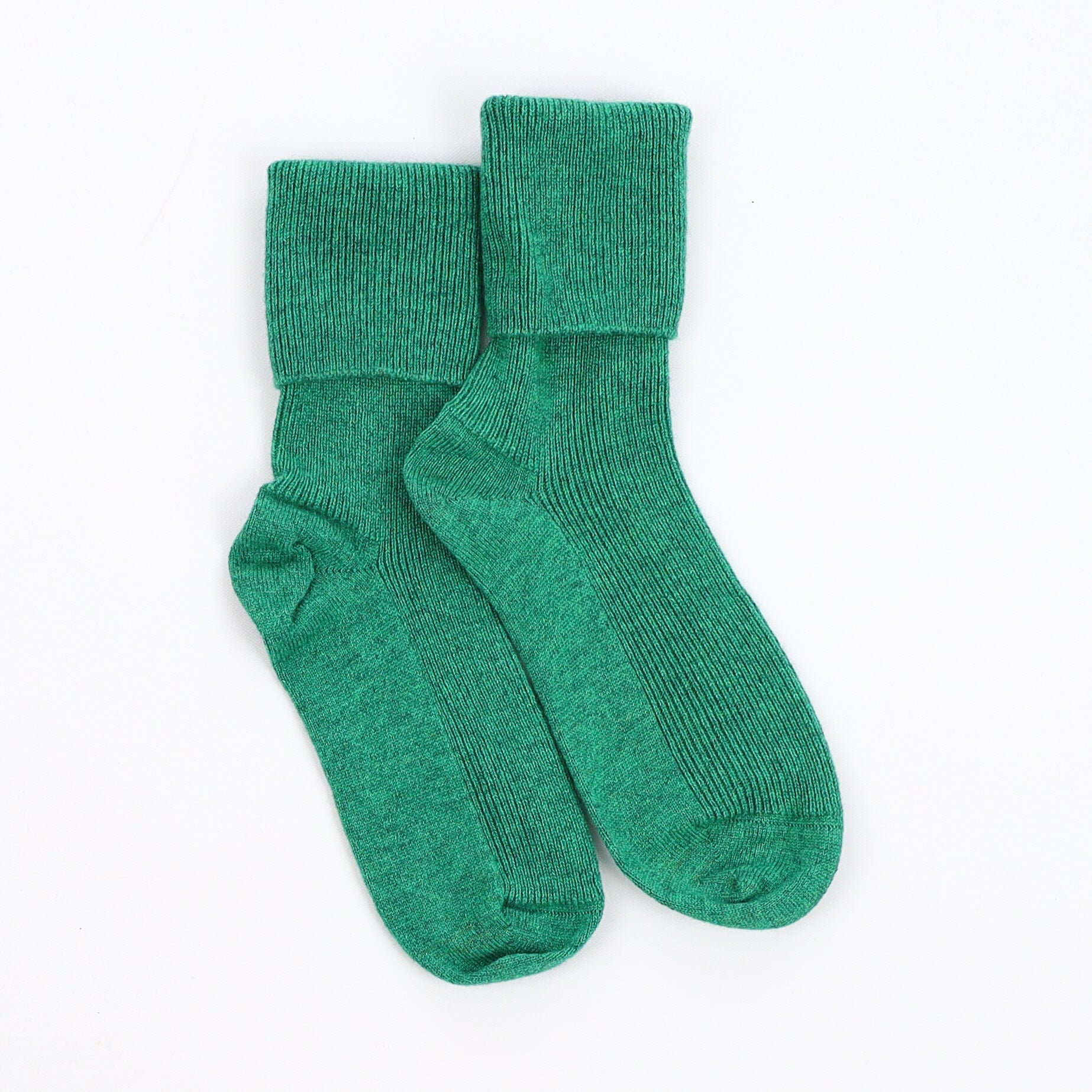 Brand New Scottish Shamrock Green Ladies Cashmere Every Day Socks