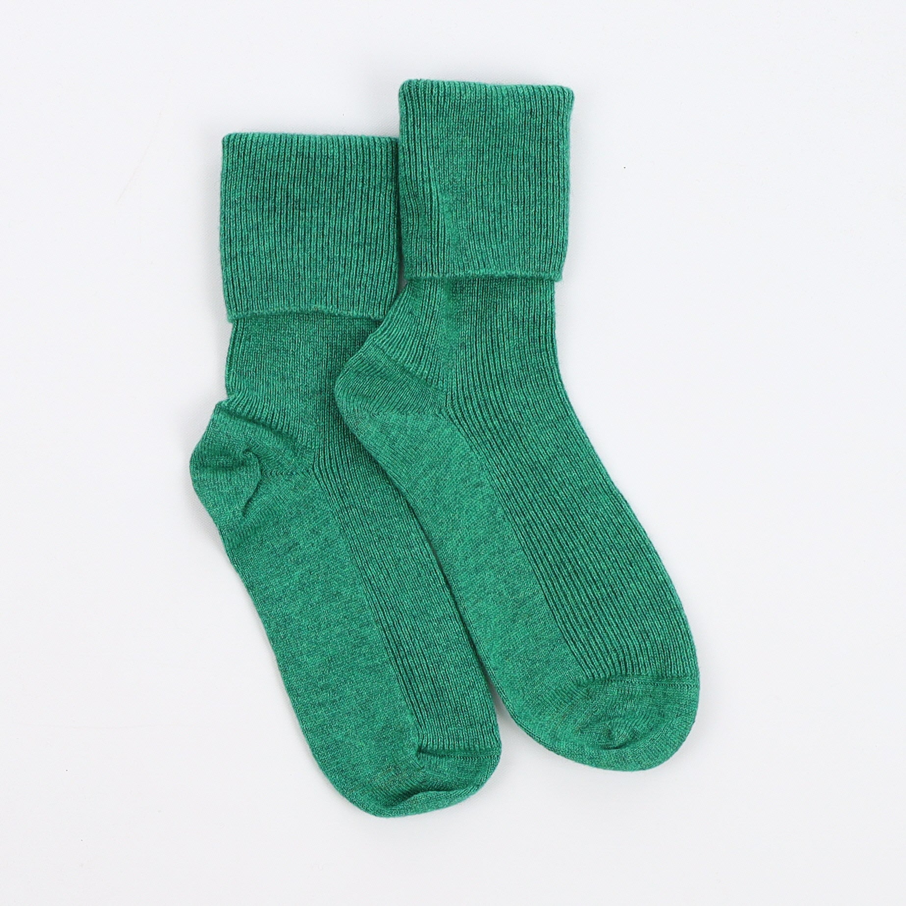 Brand New Scottish Shamrock Green Ladies Cashmere Every Day Socks
