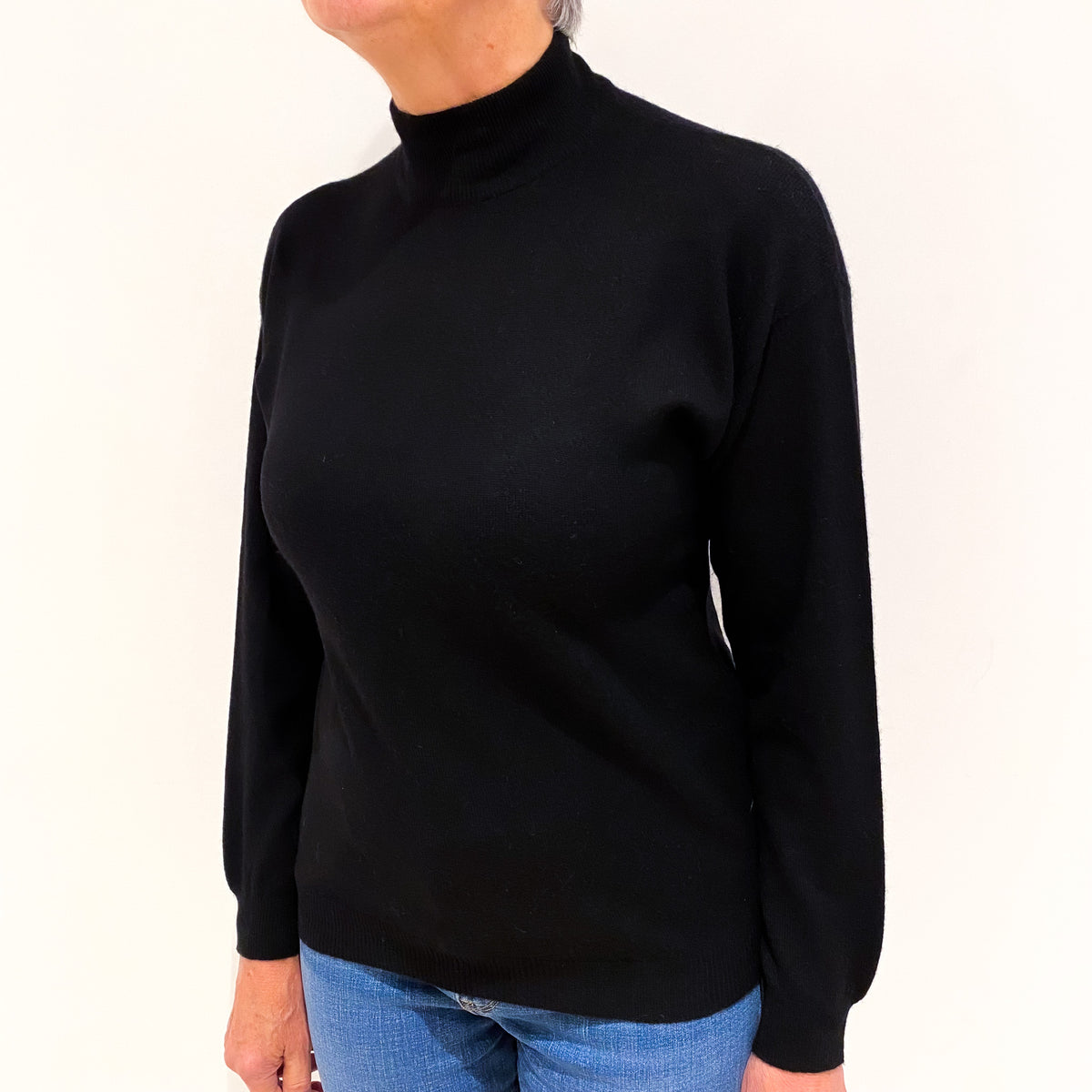 Black Cashmere Turtle Neck Jumper Medium