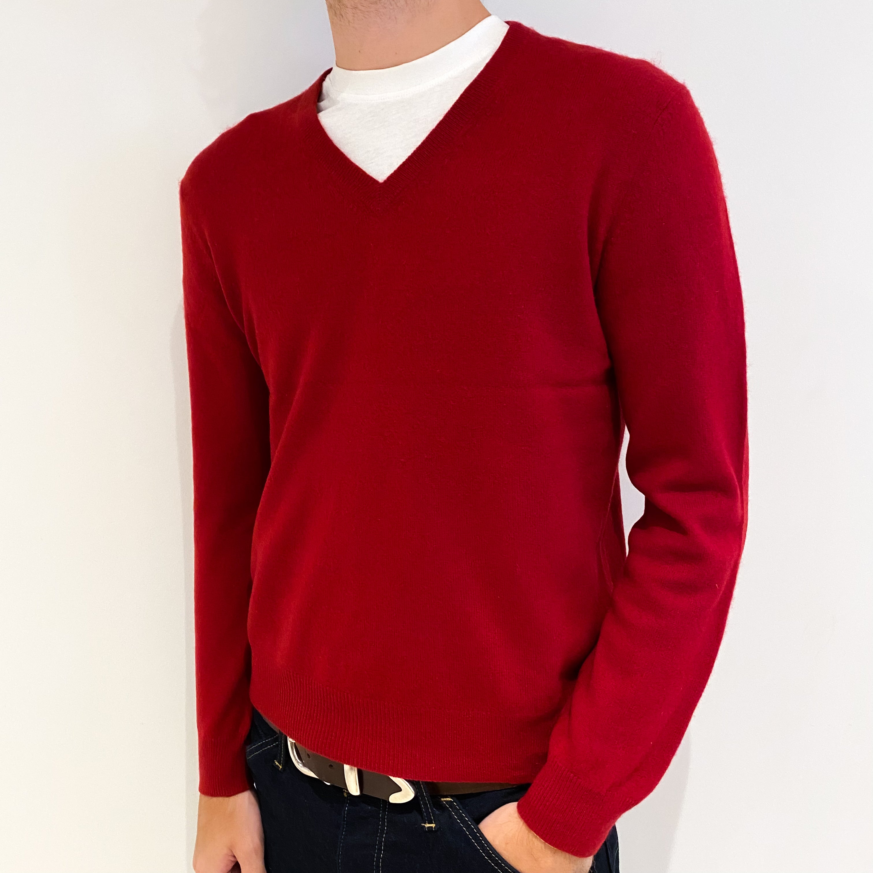 Men's Crimson Red Cashmere V-Neck Jumper Medium