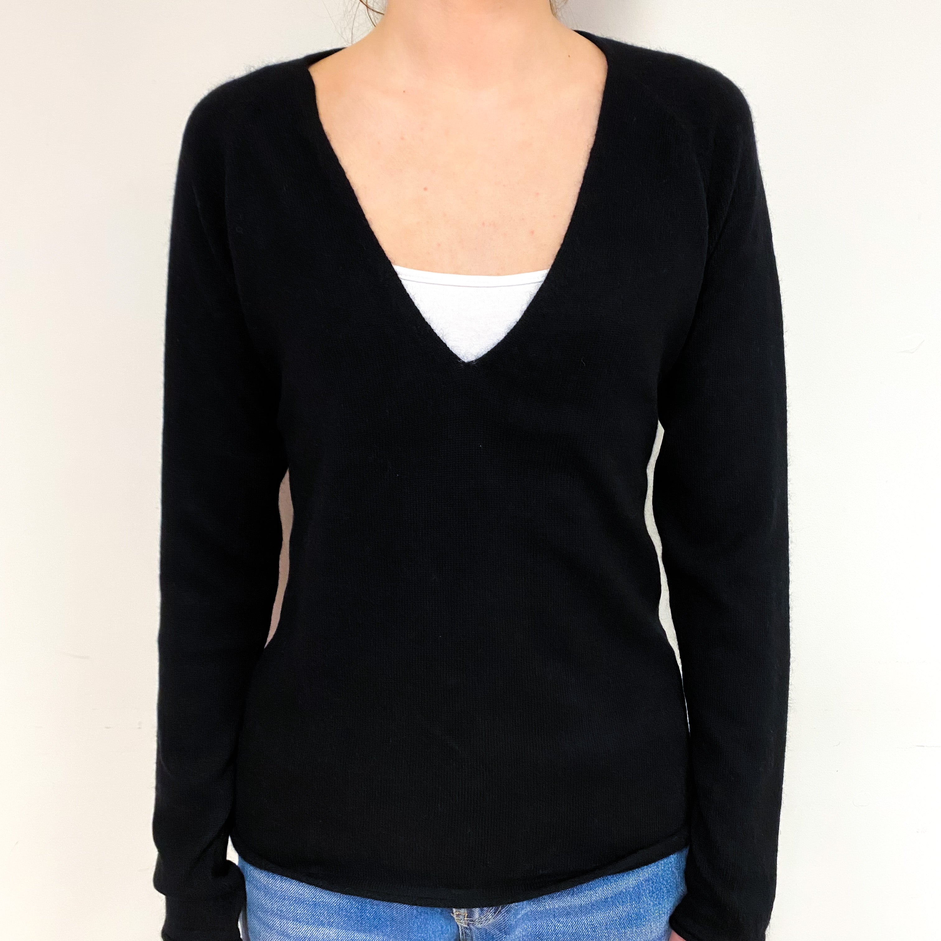 Black Cashmere Low V-Neck Jumper Extra Small