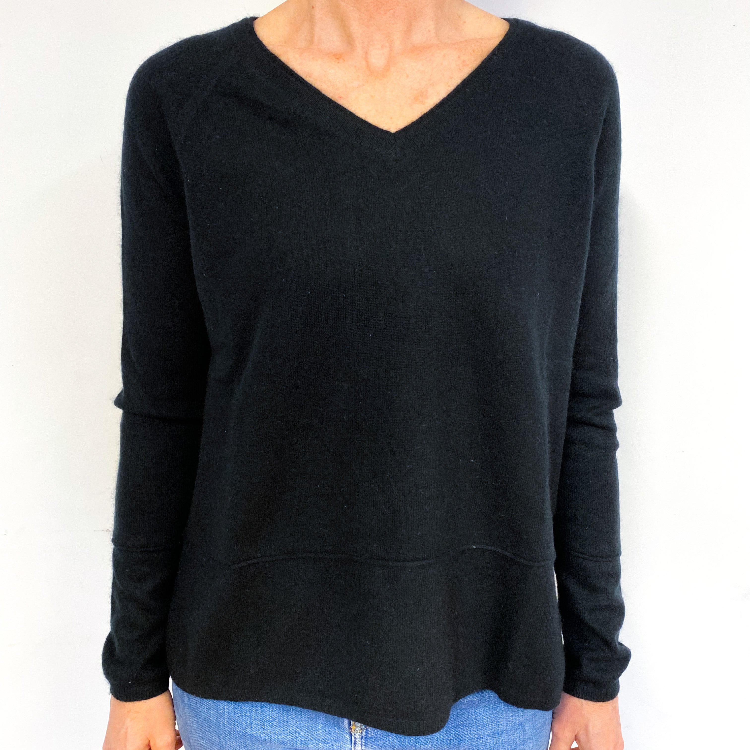 Black Cashmere V-Neck Jumper Medium