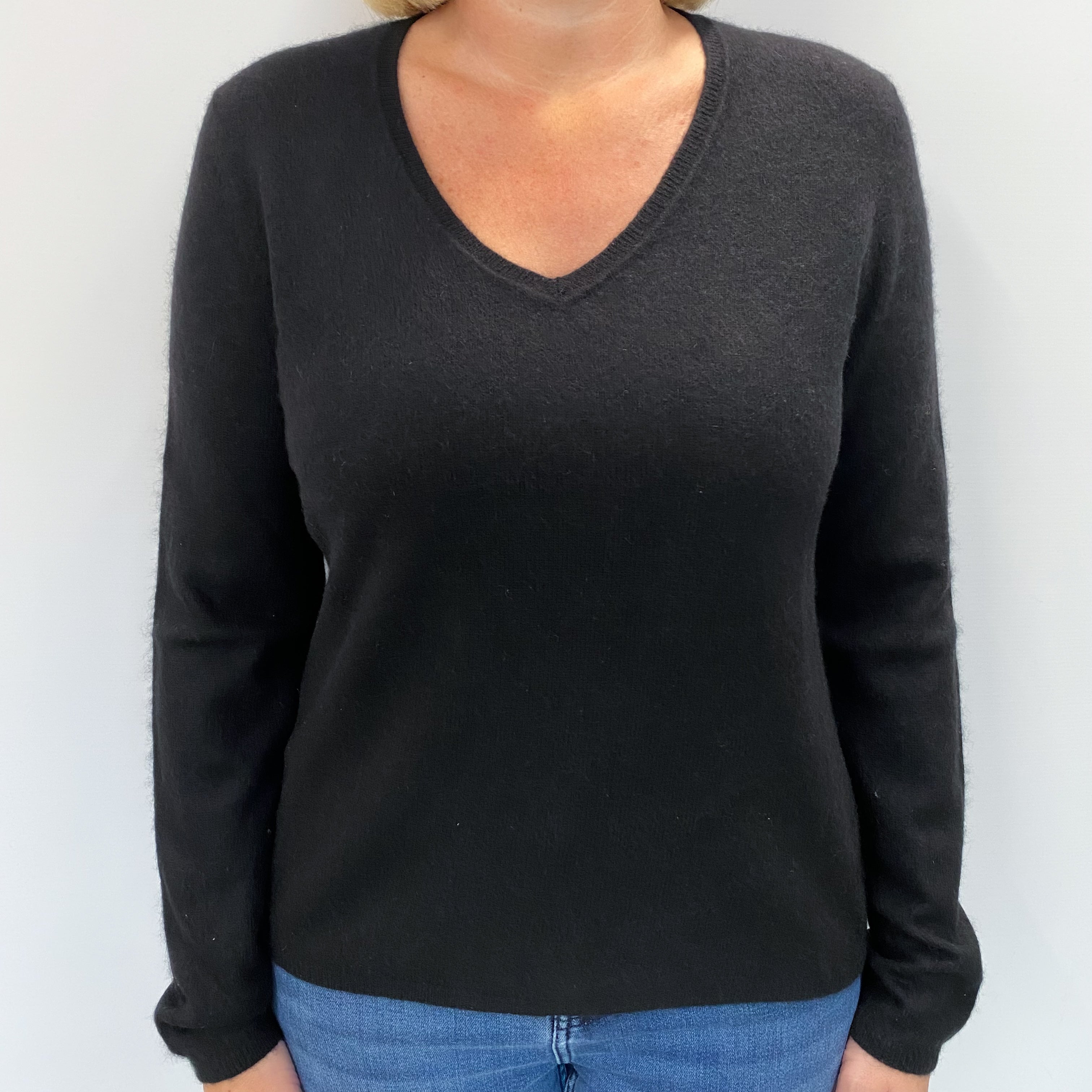 Black Cashmere V Neck Jumper Large