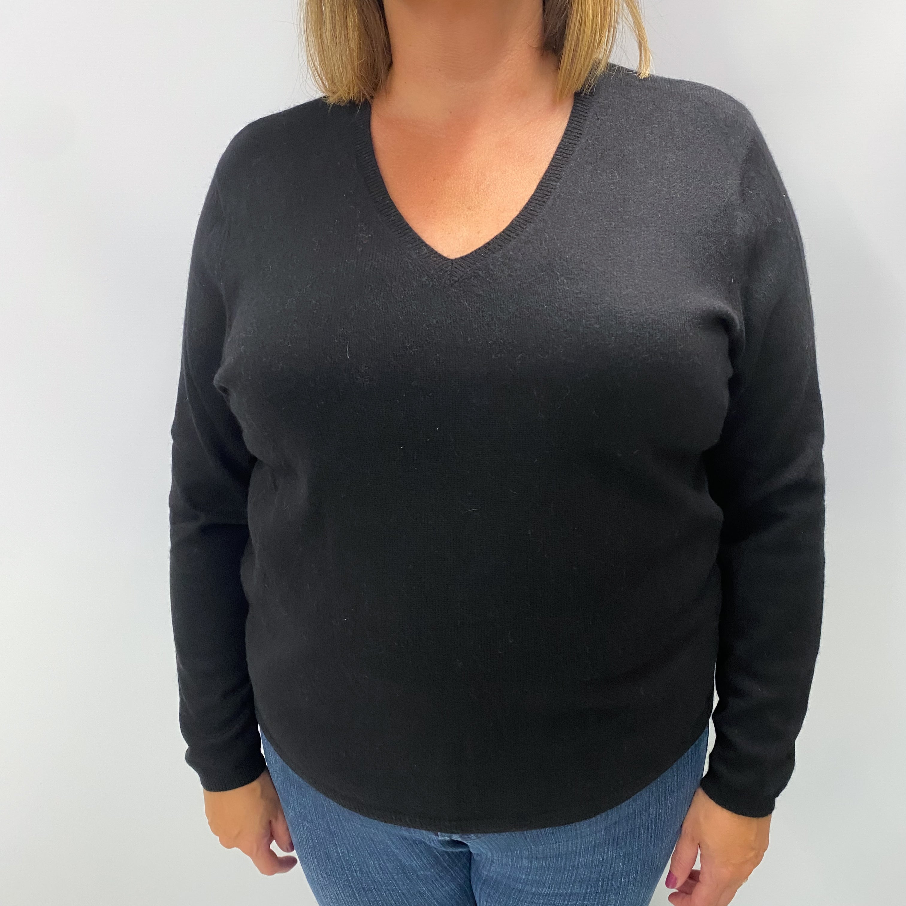 Black Cashmere V Neck Jumper Extra Large