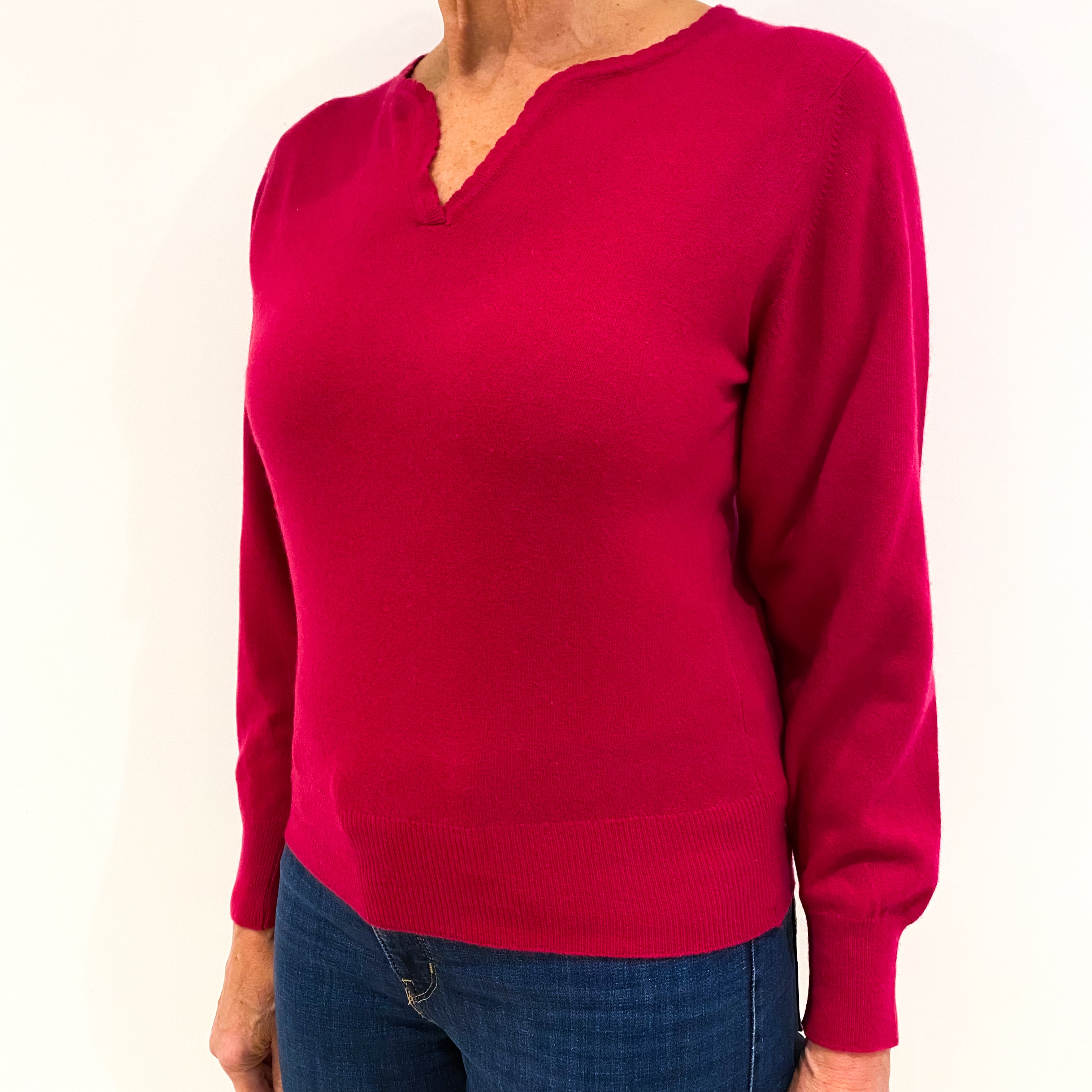 Vintage Scottish Fuchsia Pink Cashmere Notch Neck Jumper Medium