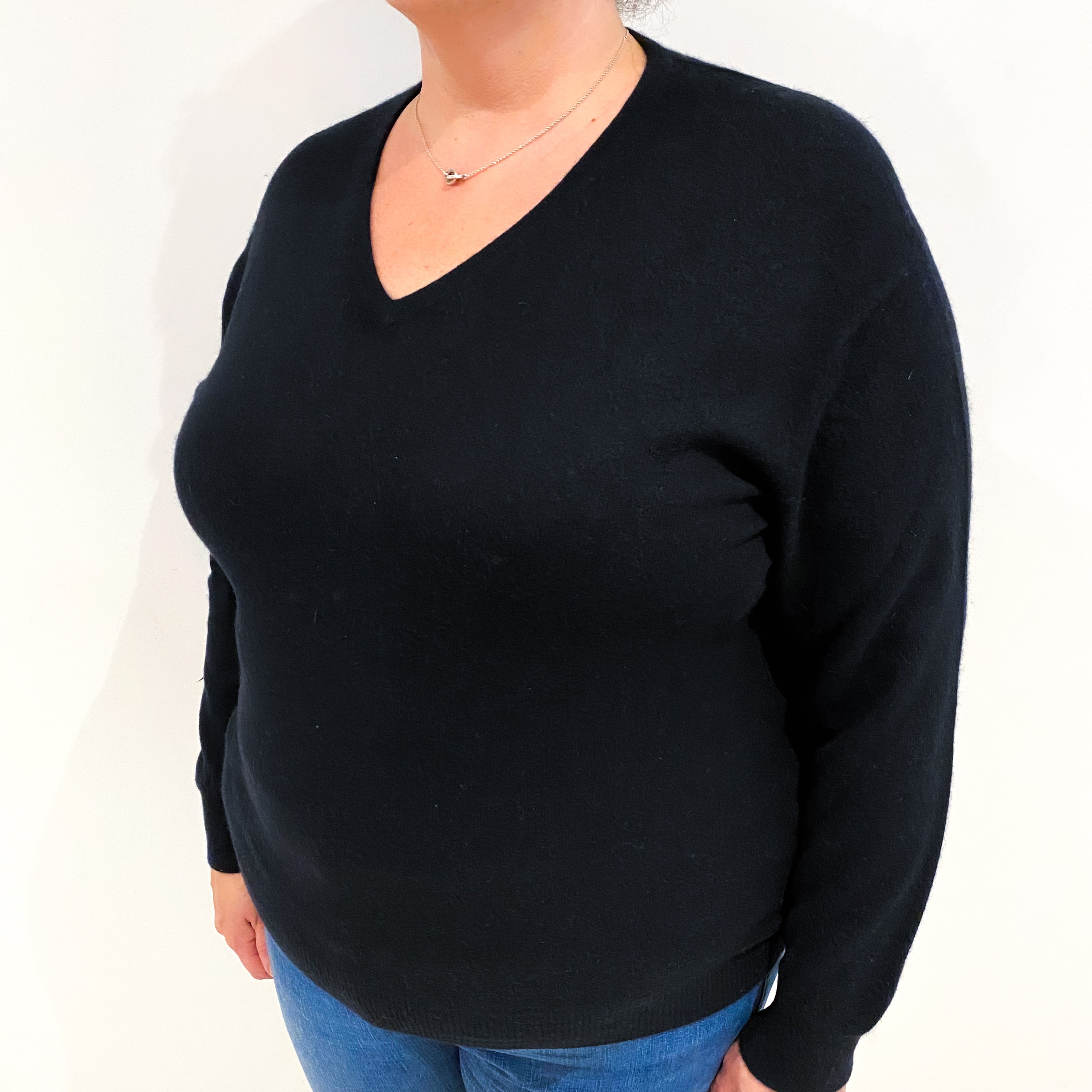 Black Cashmere V Neck Jumper Extra Large