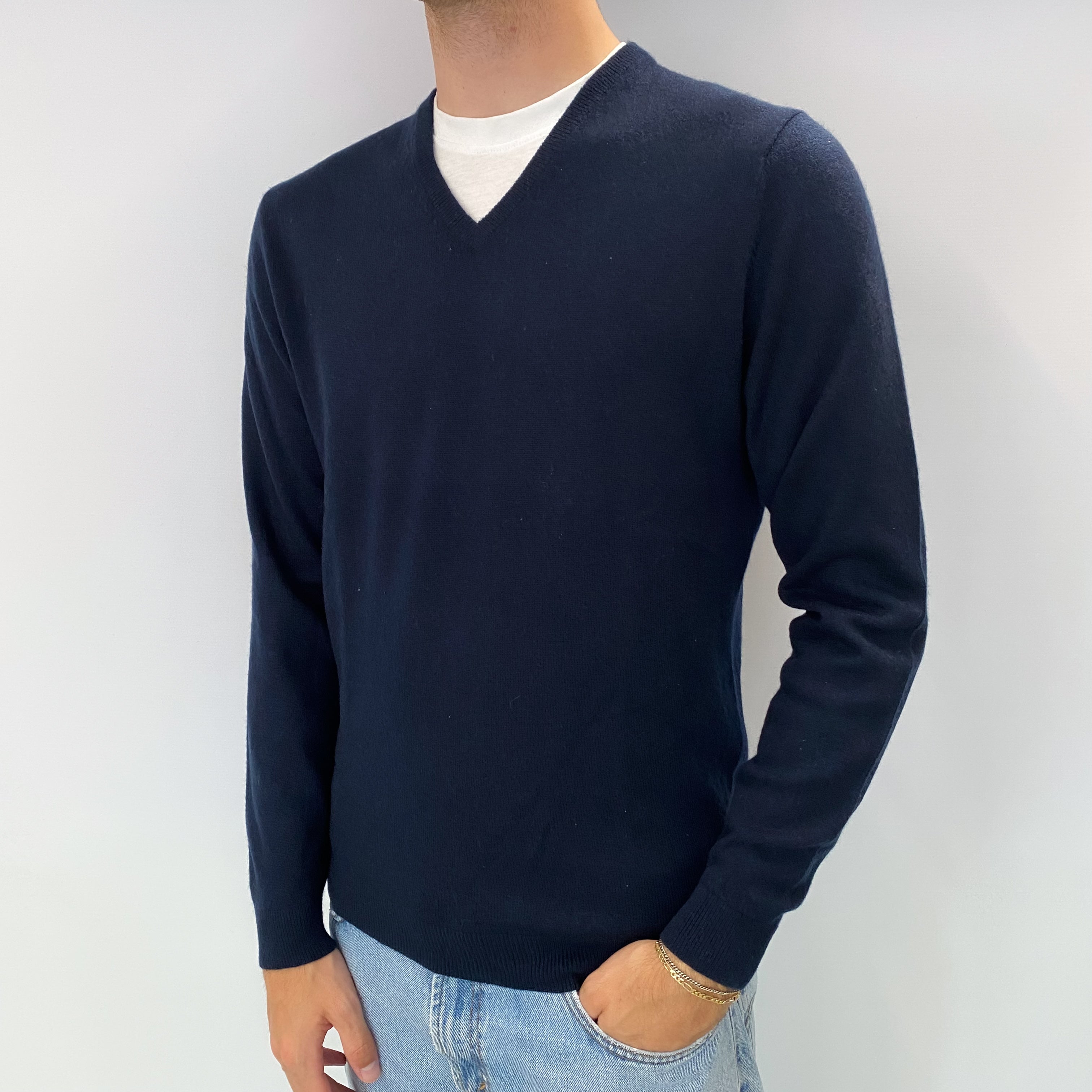 Men's Navy Blue Cashmere V Neck Jumper Medium