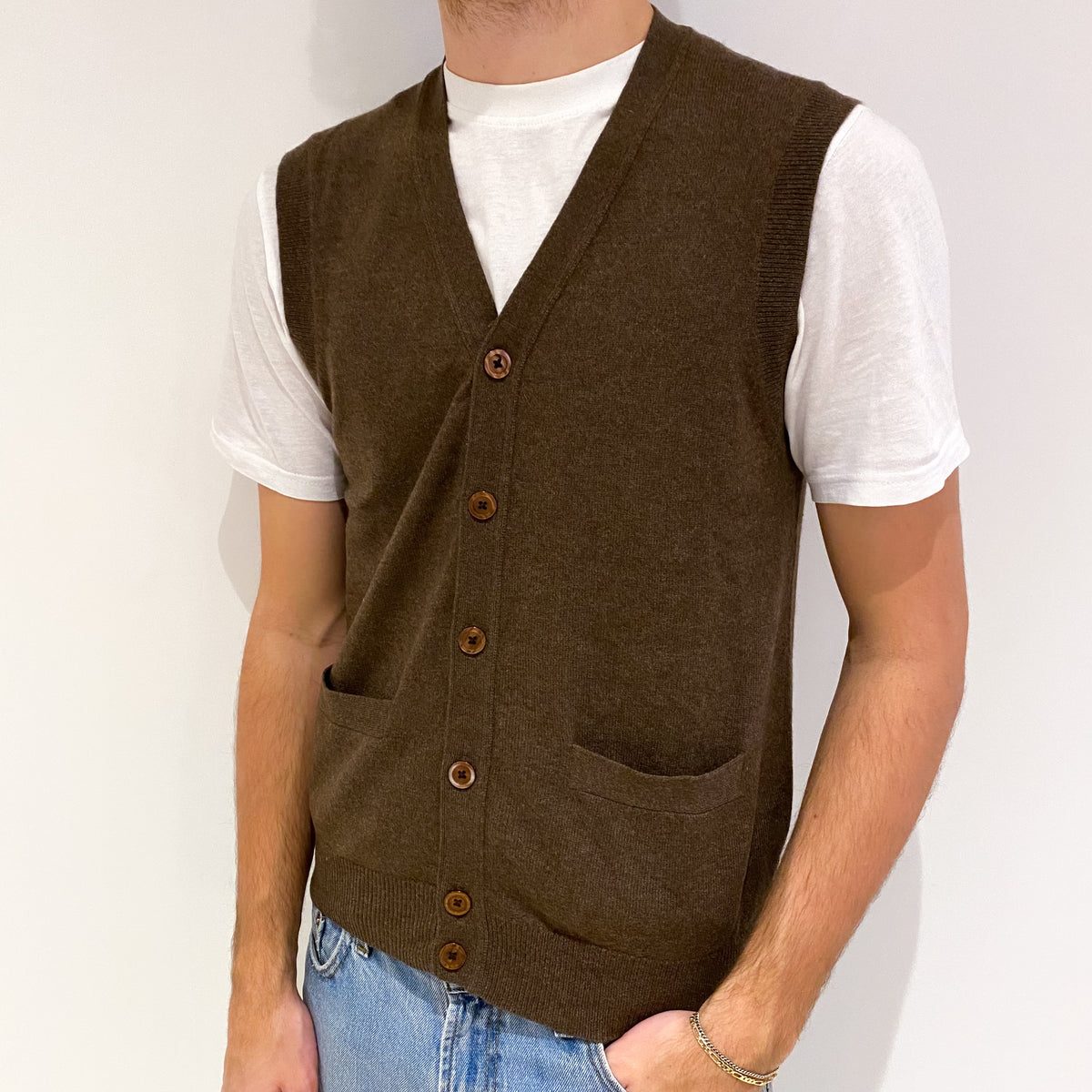Men's Donkey Brown Cashmere V Neck Sleeveless Cardigan Medium