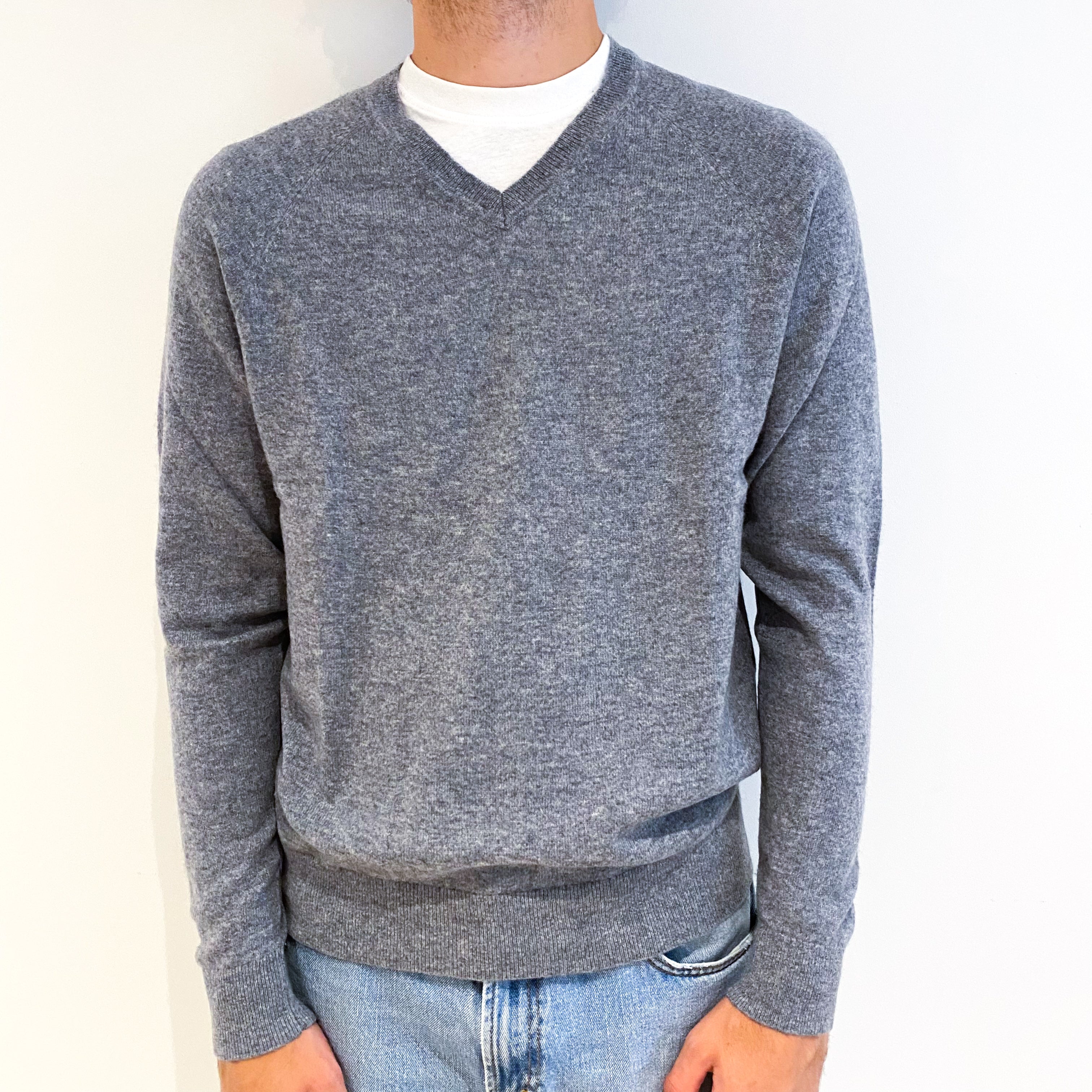 Men's Ash Grey Cashmere V-Neck Jumper Large