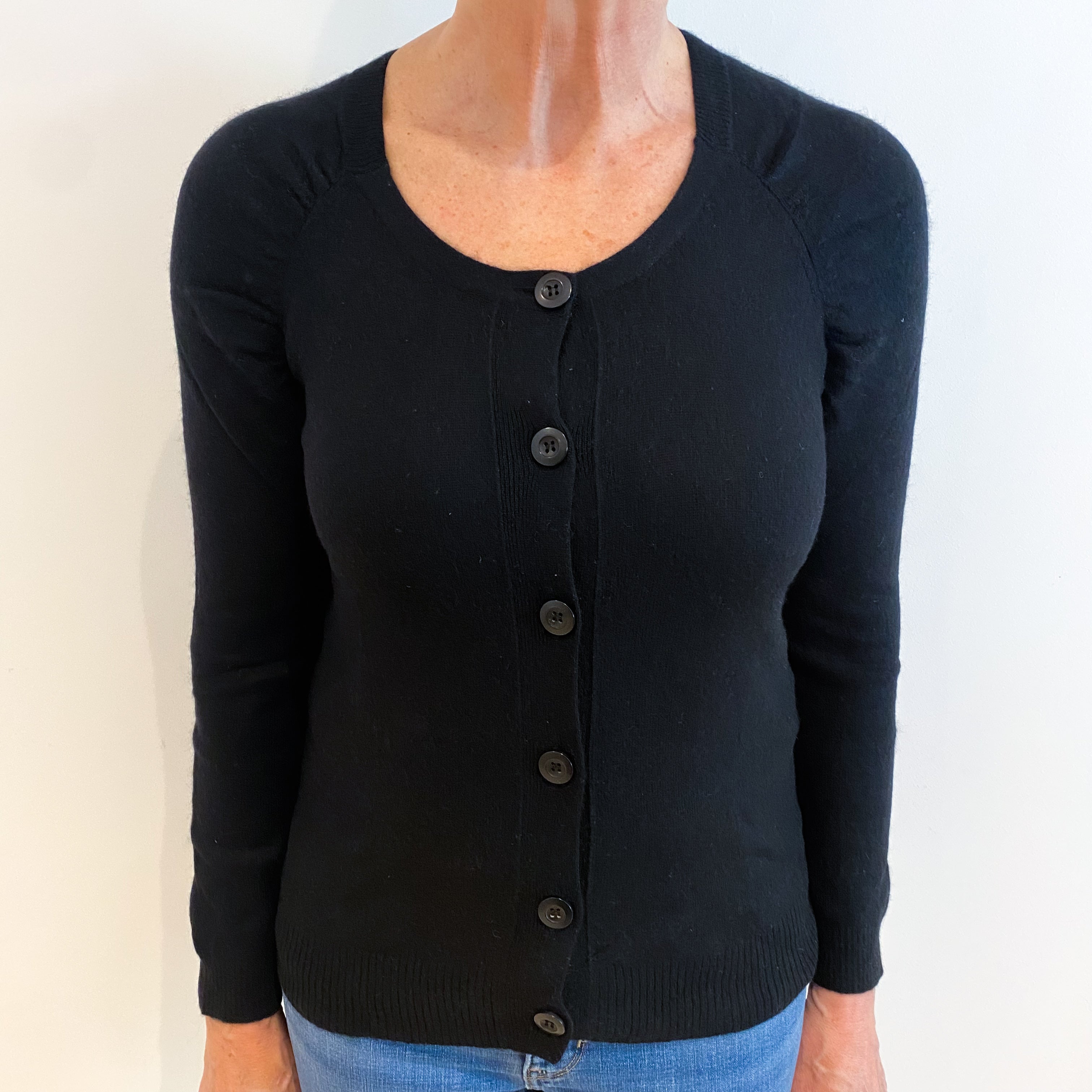 Black Scoop Neck Cashmere Cardigan Medium