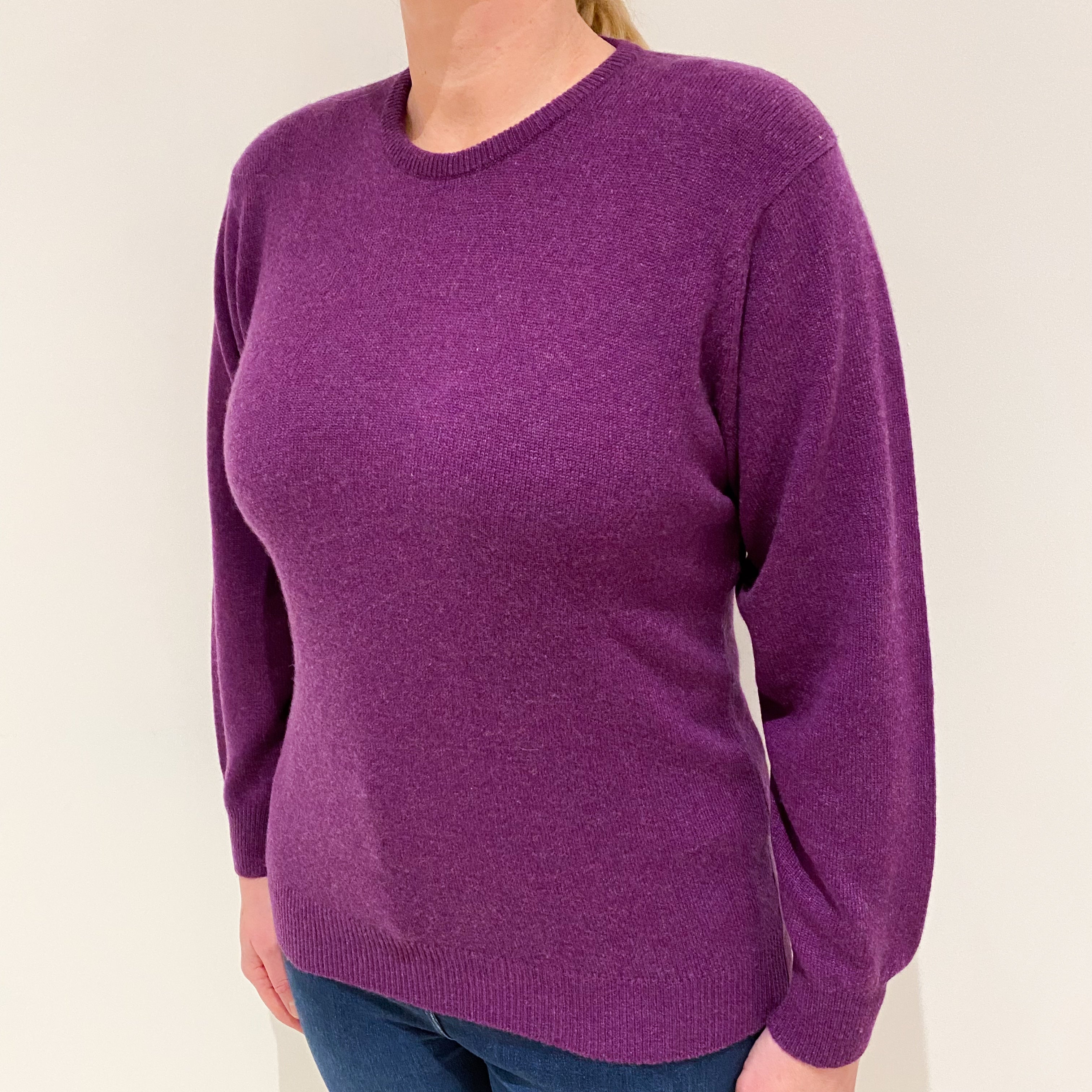 Brand New Scottish Viola Purple Cashmere Crew Neck Jumper Large