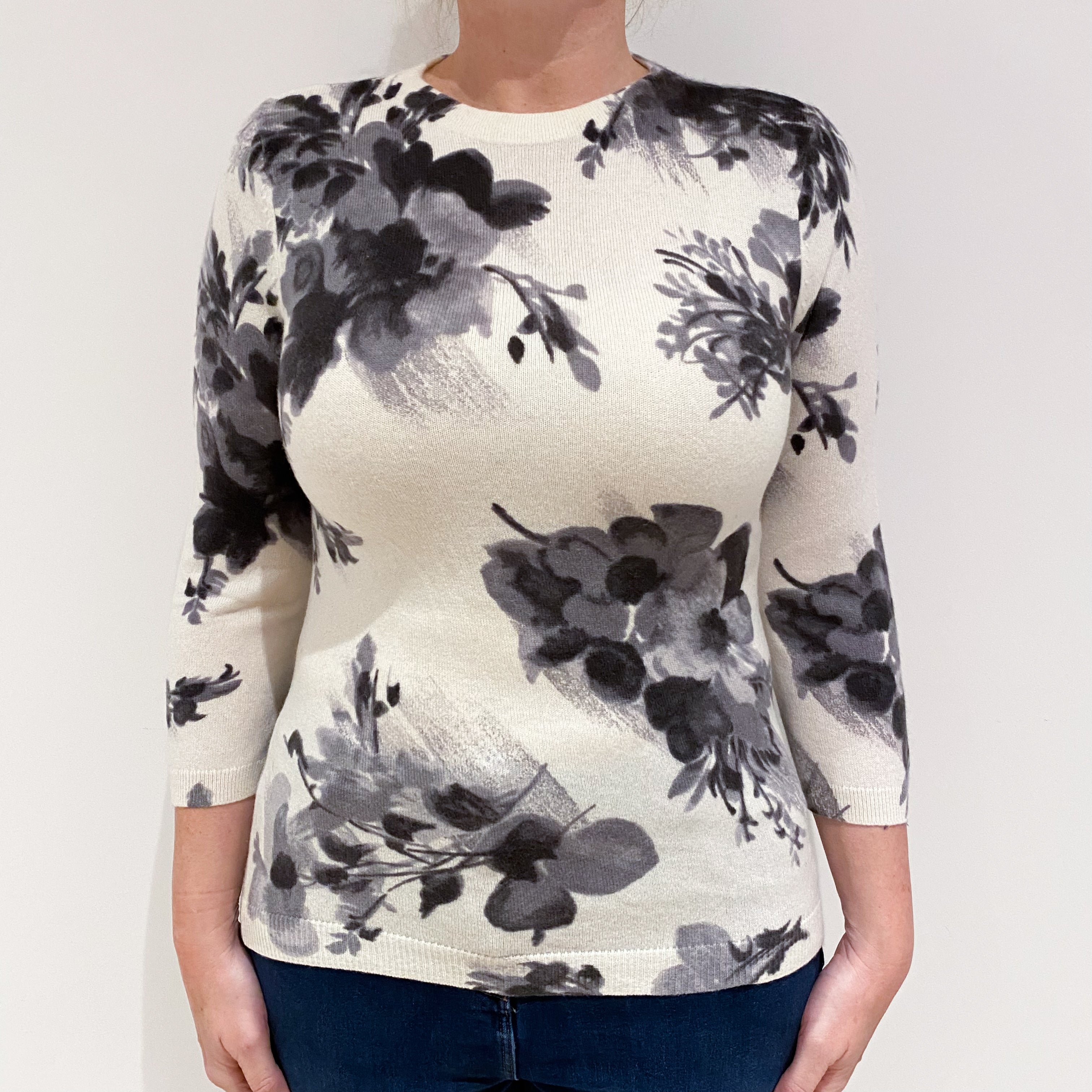 Cream Grey Floral Cashmere Crew Neck Jumper Large